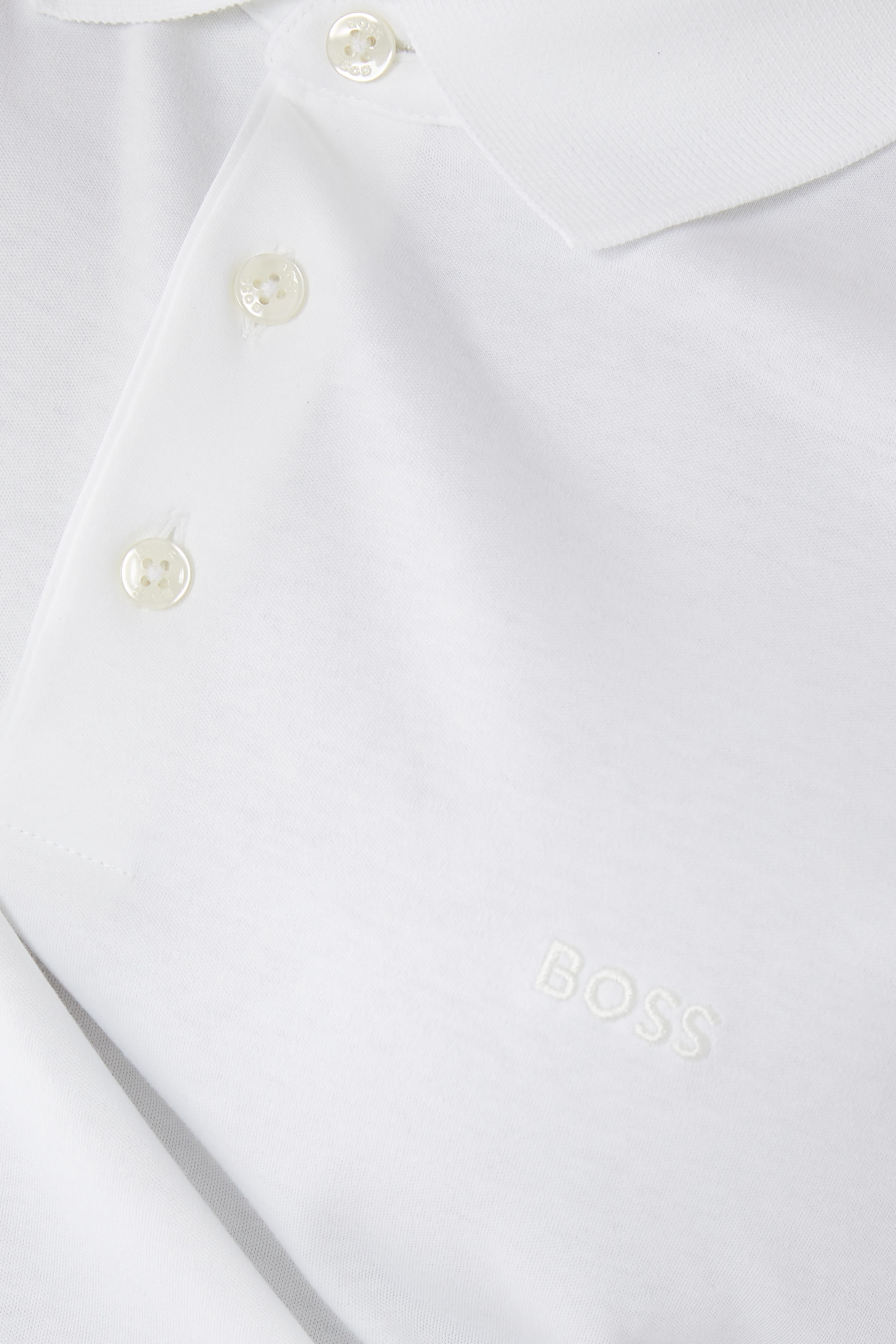 قميص بولو بأكمام طويلة