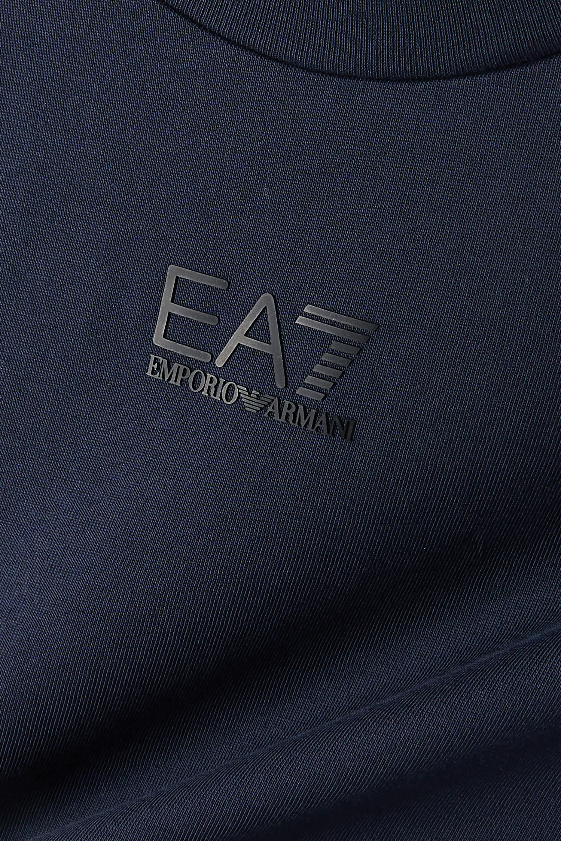 تيشيرت بطبعة شعار 7 خطوط وشعار الماركة