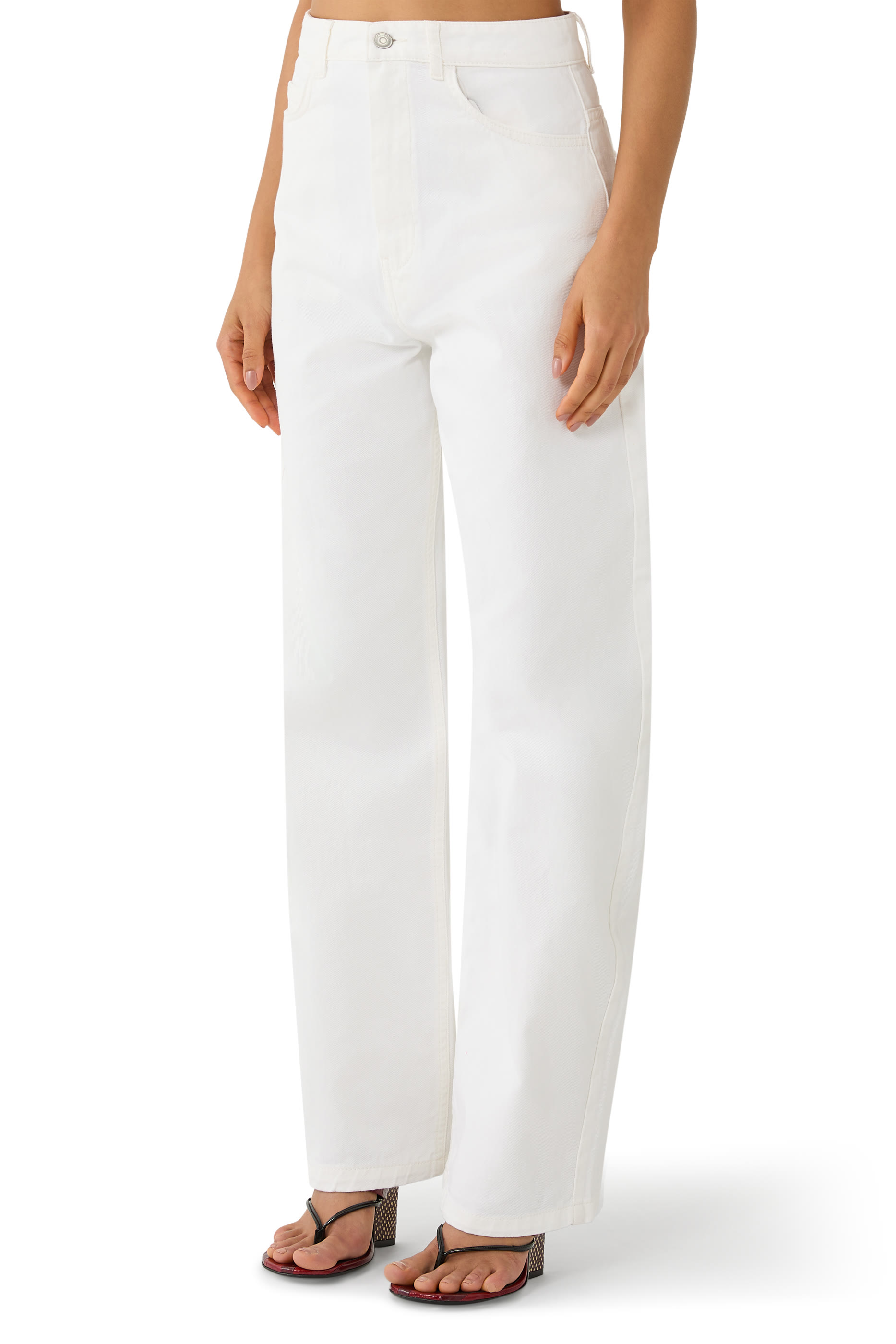 بنطال جينز نيلتون بقصة ساق واسعة