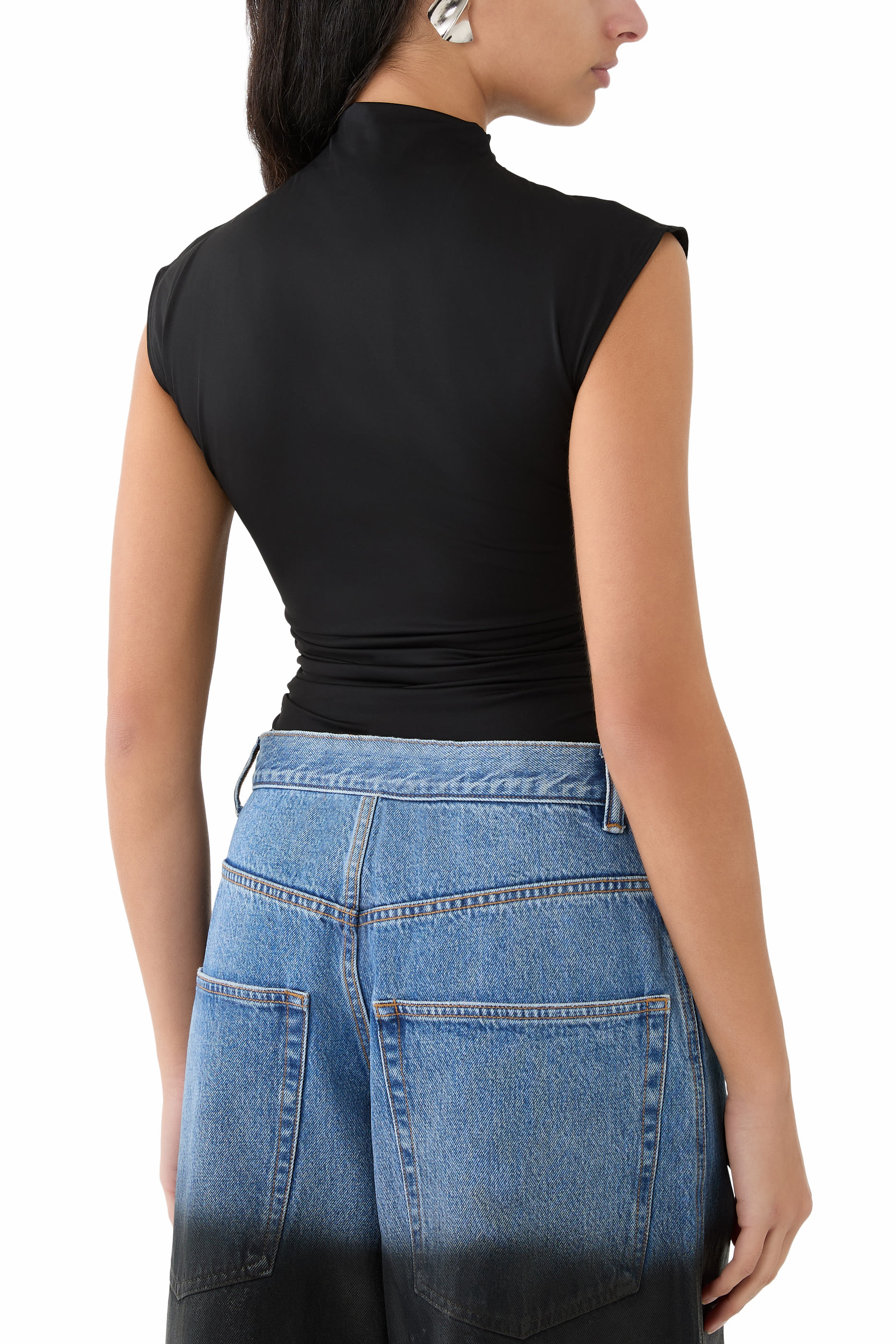 بدلة سكوبا خفيفة الوزن بياقة عالية