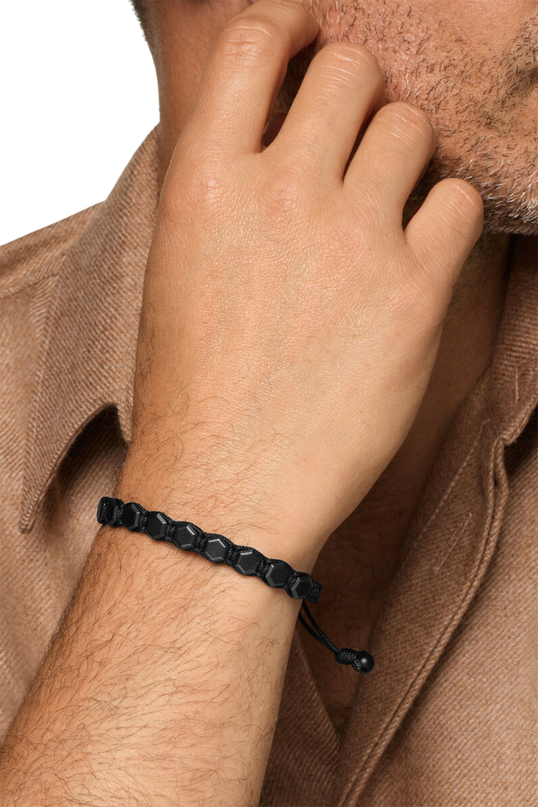 سوار منسوج بتصميم متعدد الأوجه مزين بحجر العقيق الأسود، تيتانيوم ونايلون