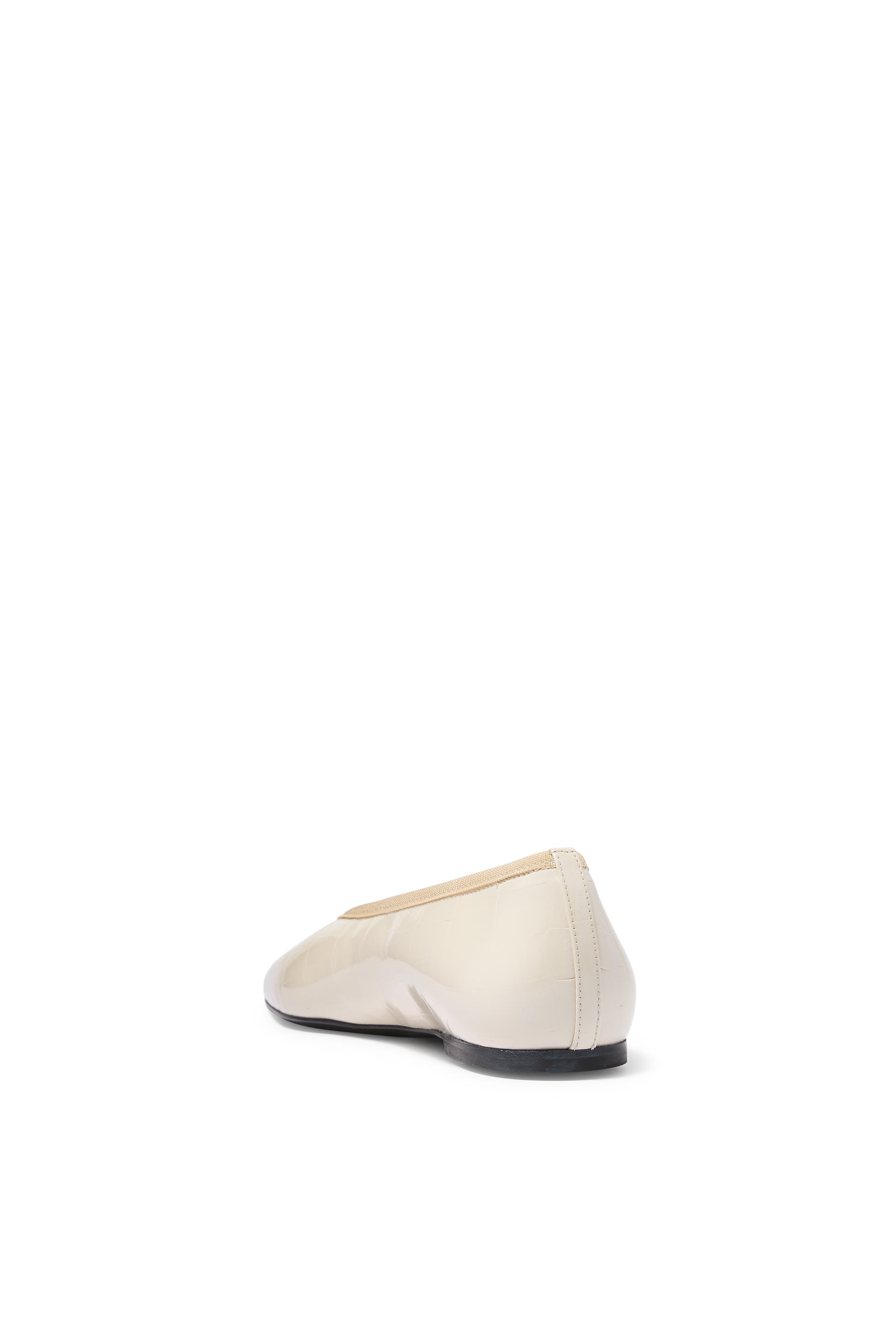 حذاء بالرينا بتصميم بسيط بنقشة جلد تمساح