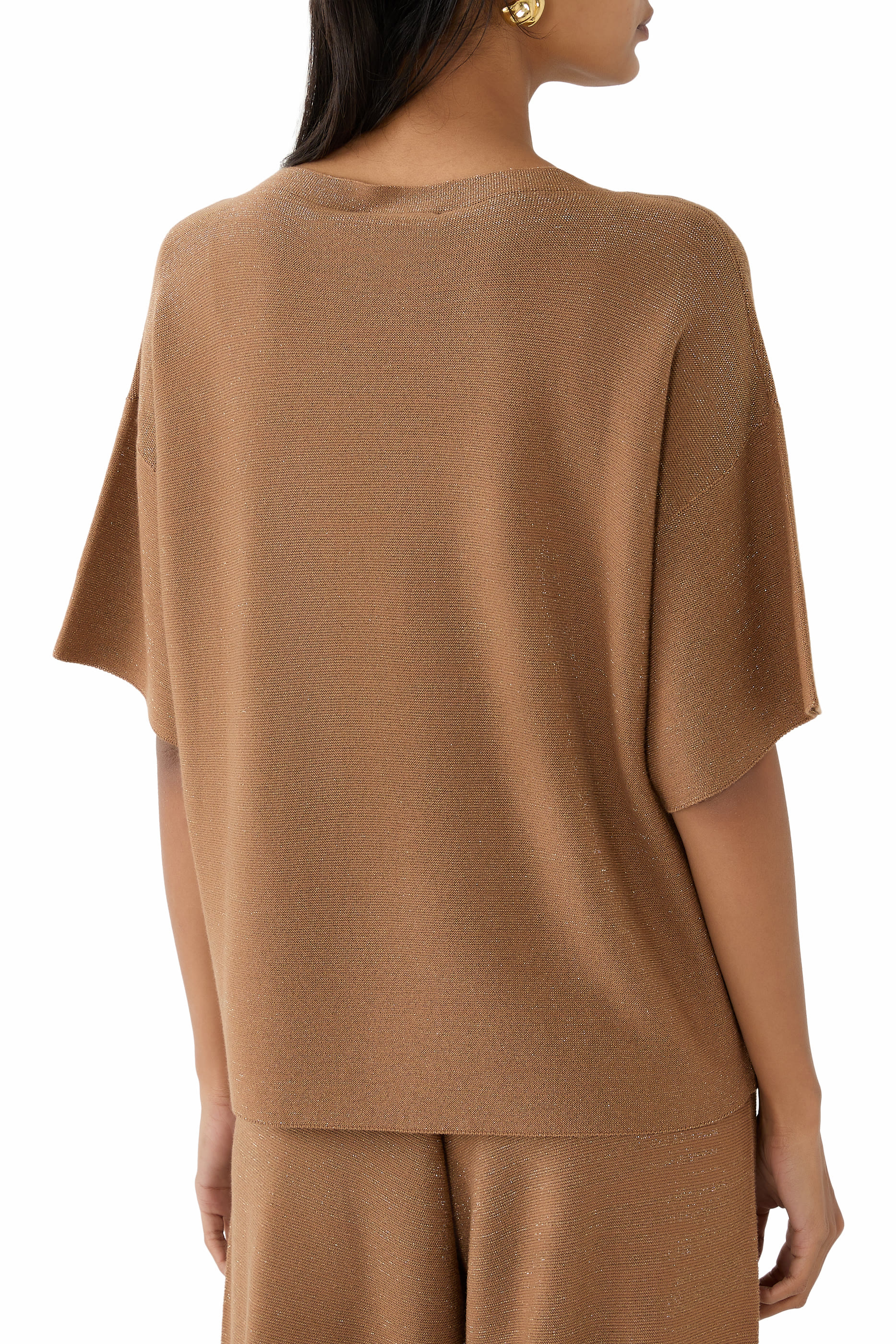 تيشيرت طويل