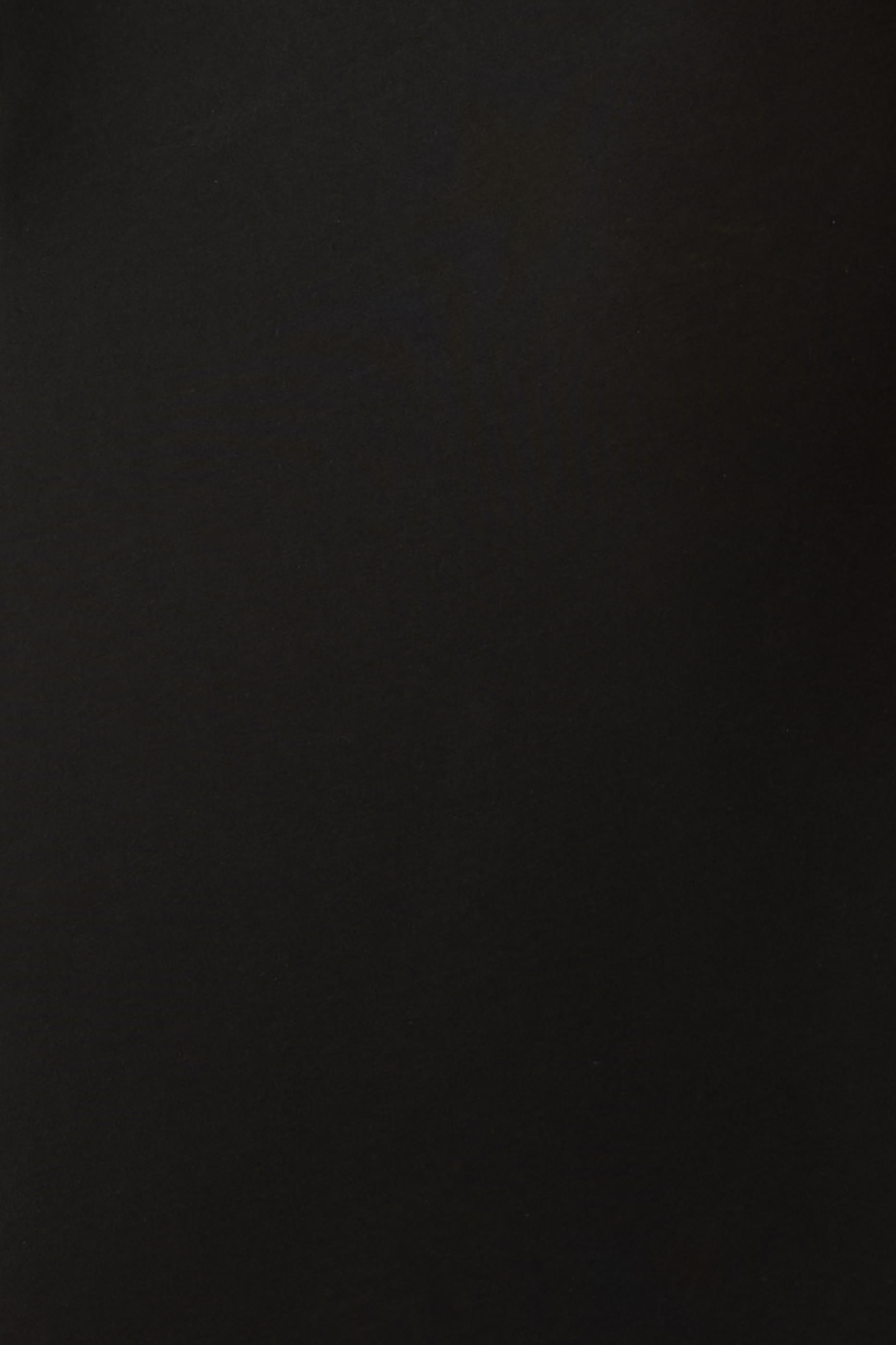 فستان ماسل متوسط الطول بلا أكمام