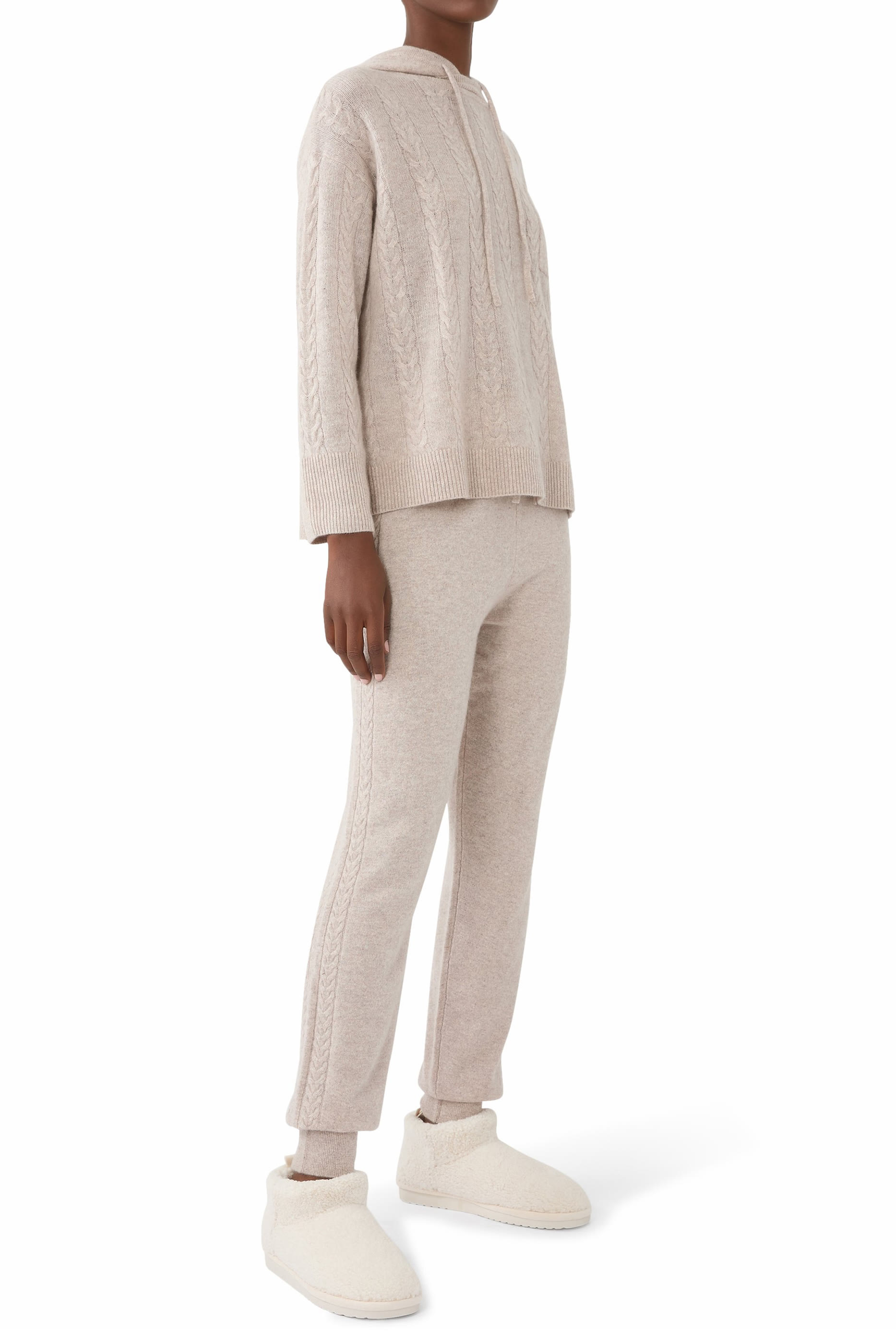 حذاء بورغ مفتوح بتصميم حذاء بوت