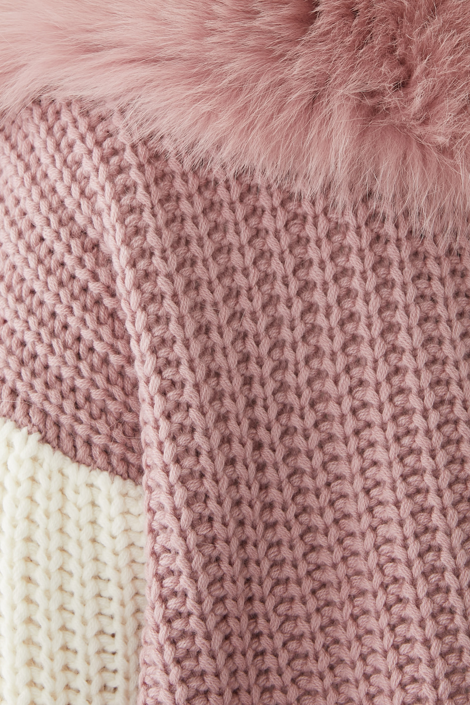 كارديجان بلونين وياقة من فرو صناعي