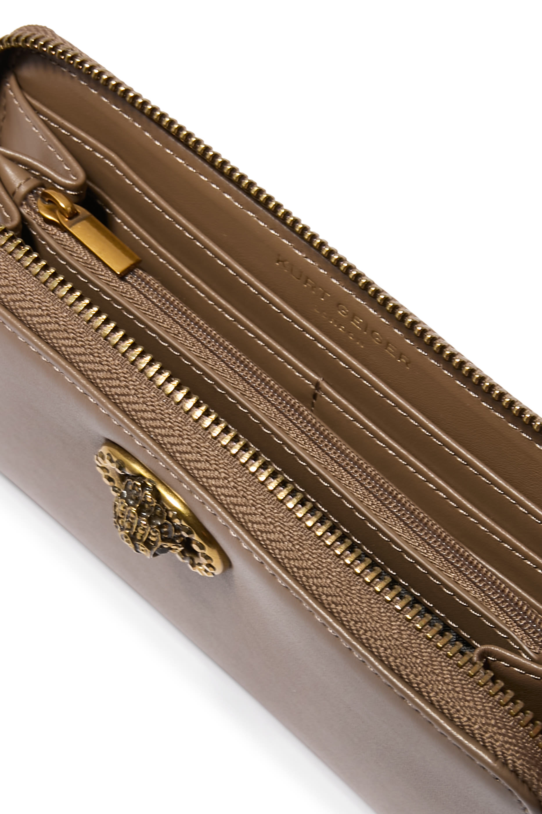 محفظة تشيلسي بسحاب