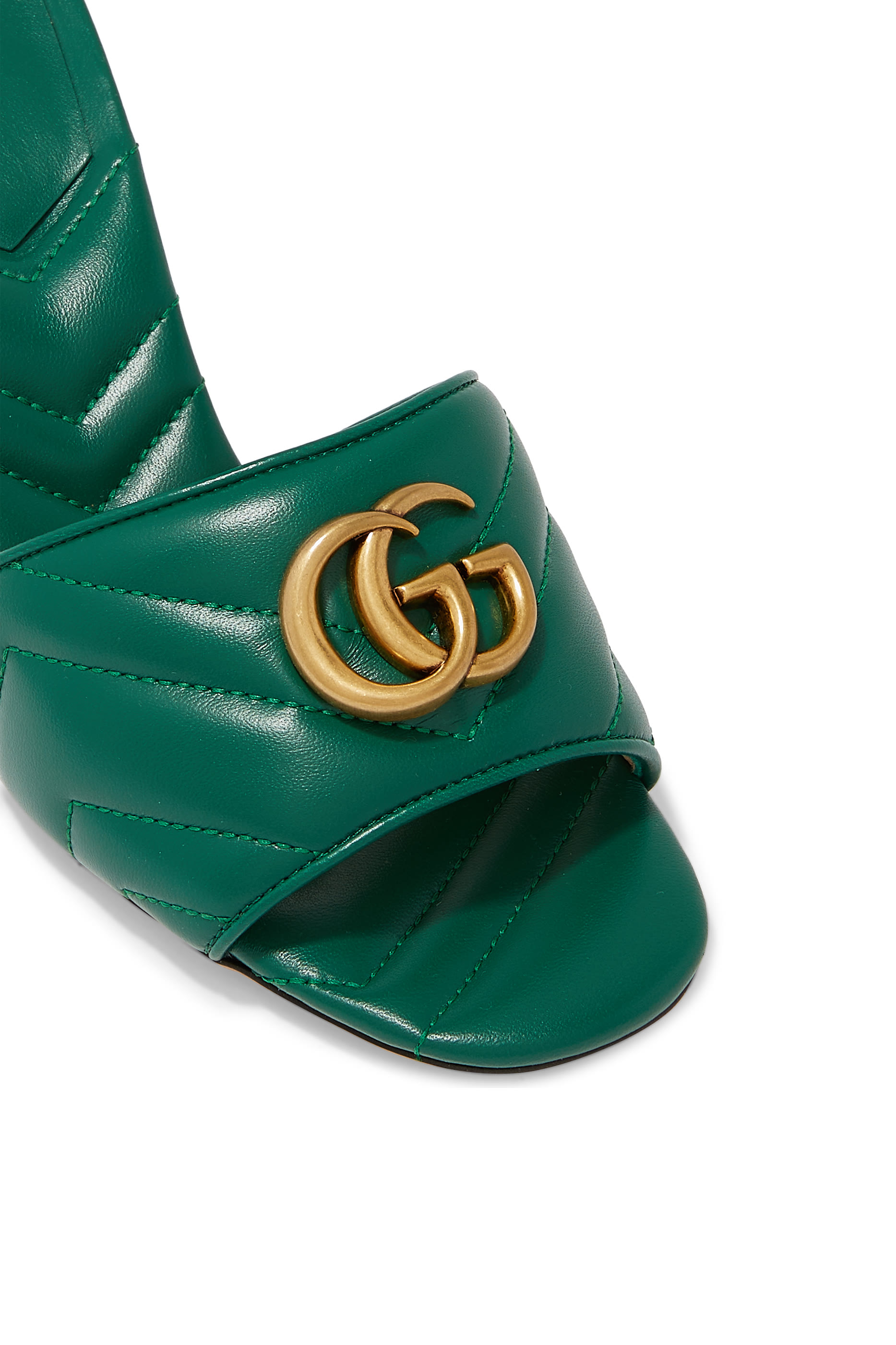 صندل مفتوح بشعار الماركة مزدوج