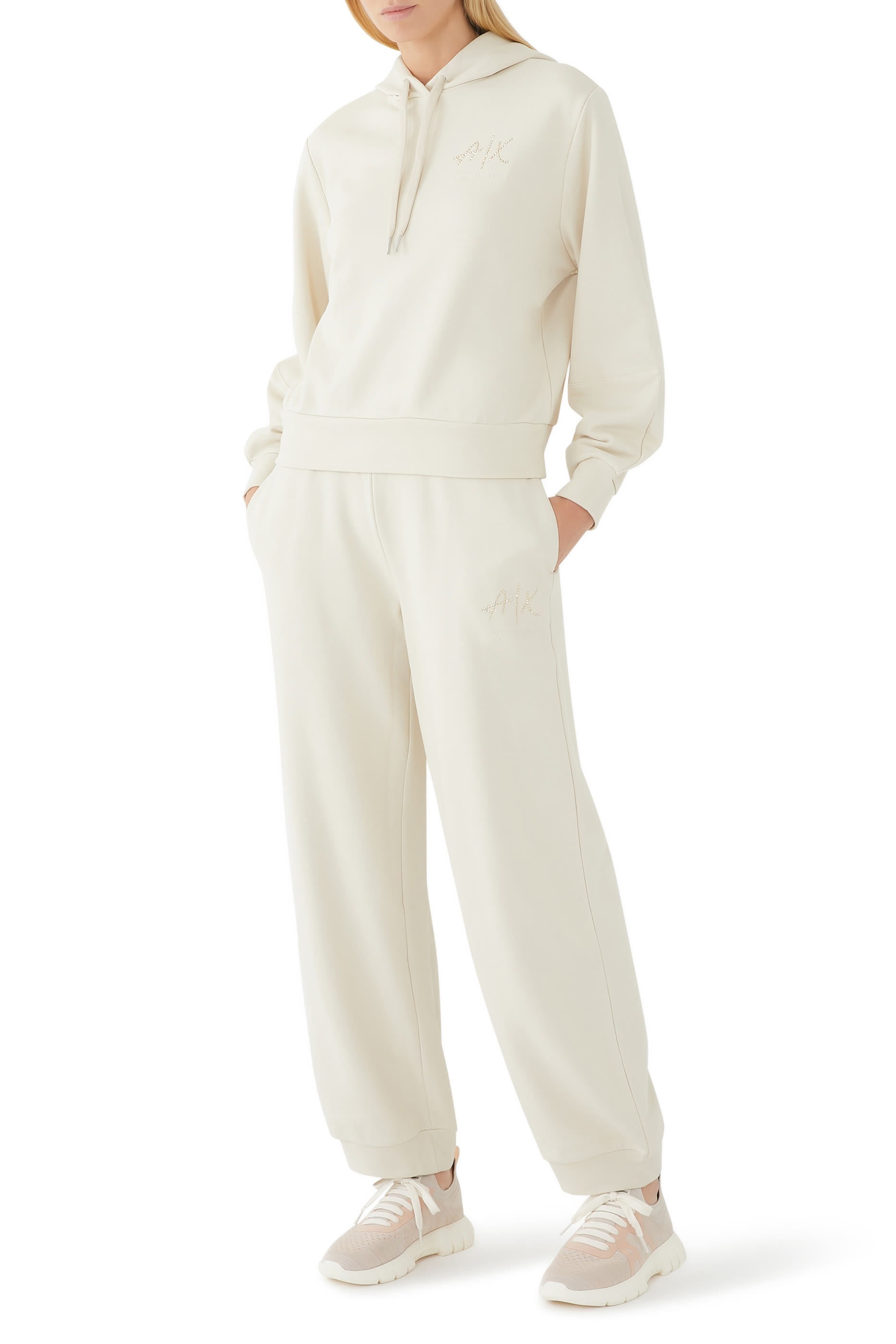 سنيكرز هارلم بنقشة شعار الماركة بحجم كبير