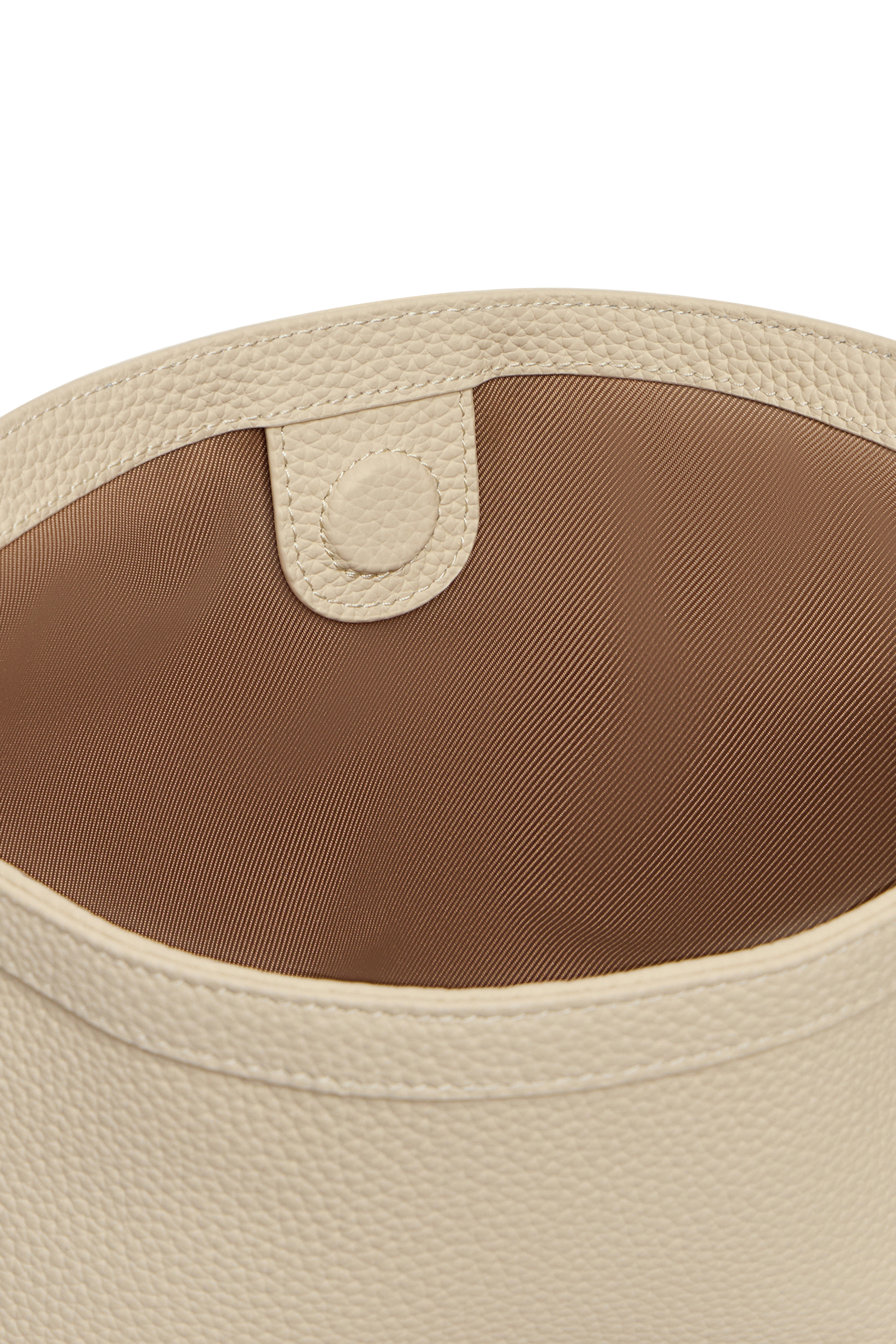 حقيبة باكيت جلد