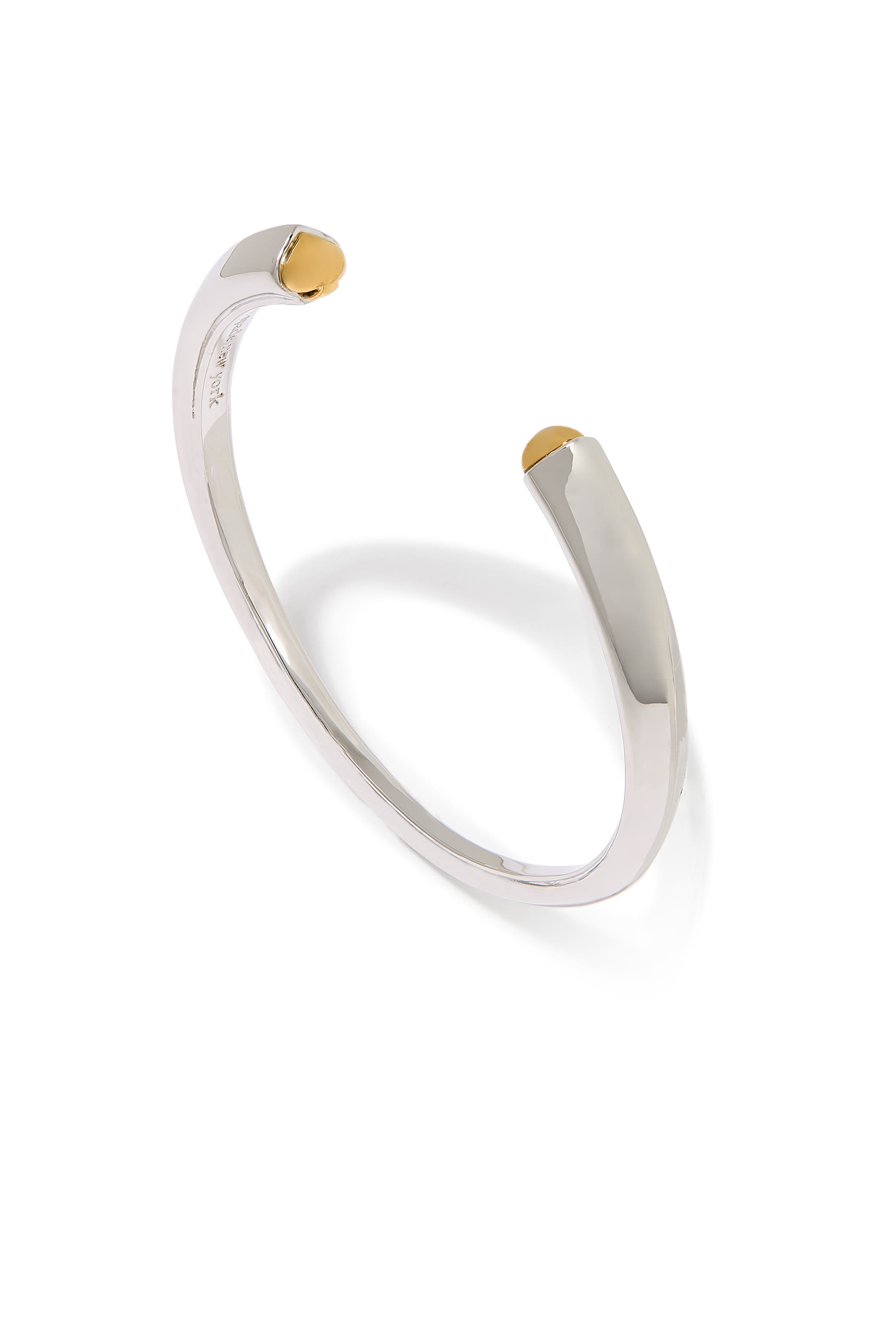 سوار مفتوح بحلي منحوتة بالشكل البستوني، معدن مطلي