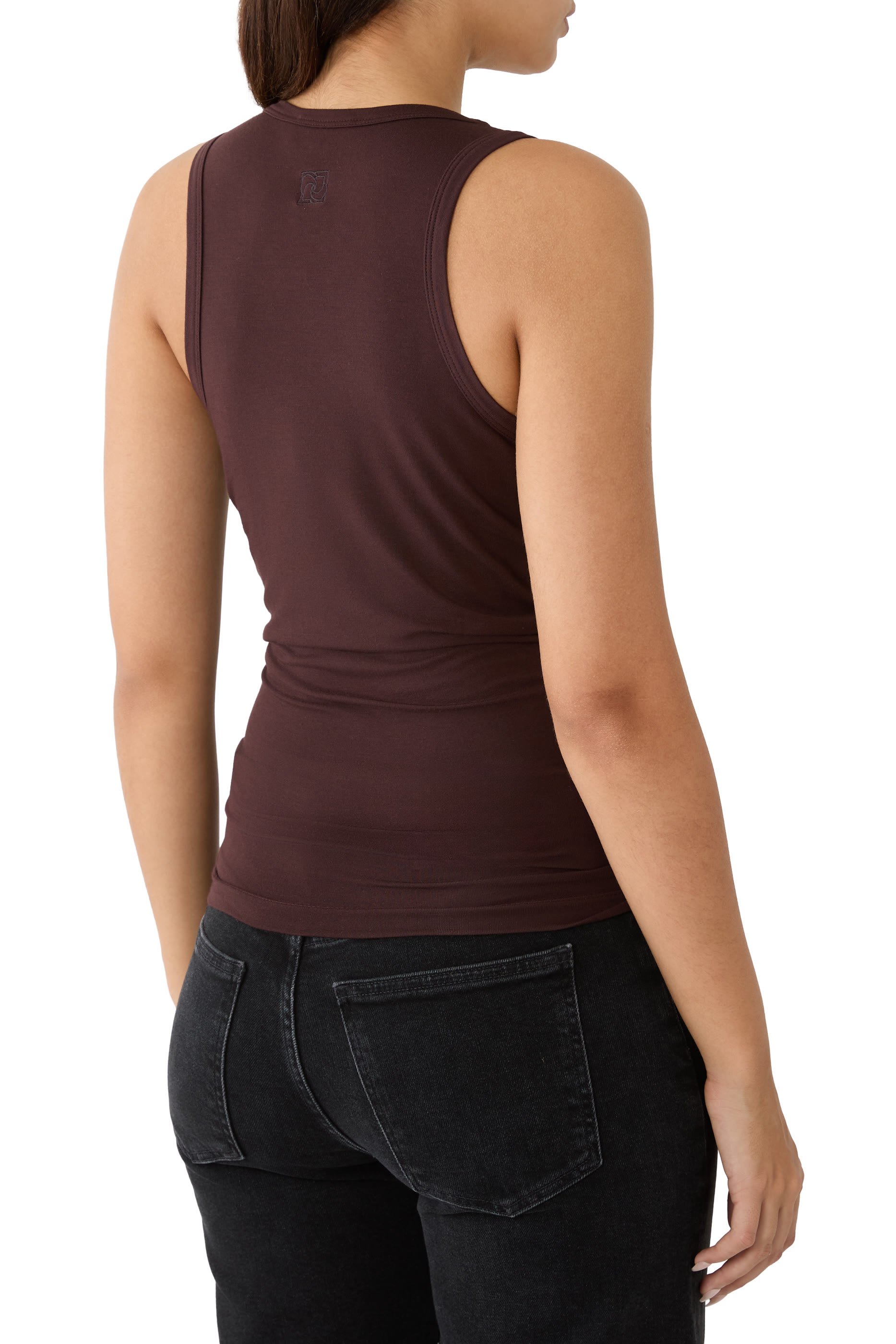 بلوزة بلا أكمام بعقدة