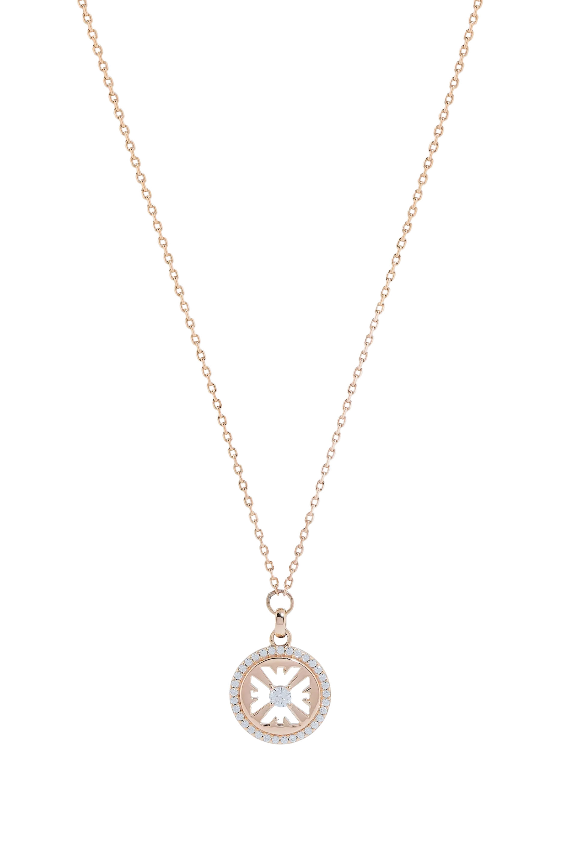 قلادة إيسنشالز بشعار الماركة