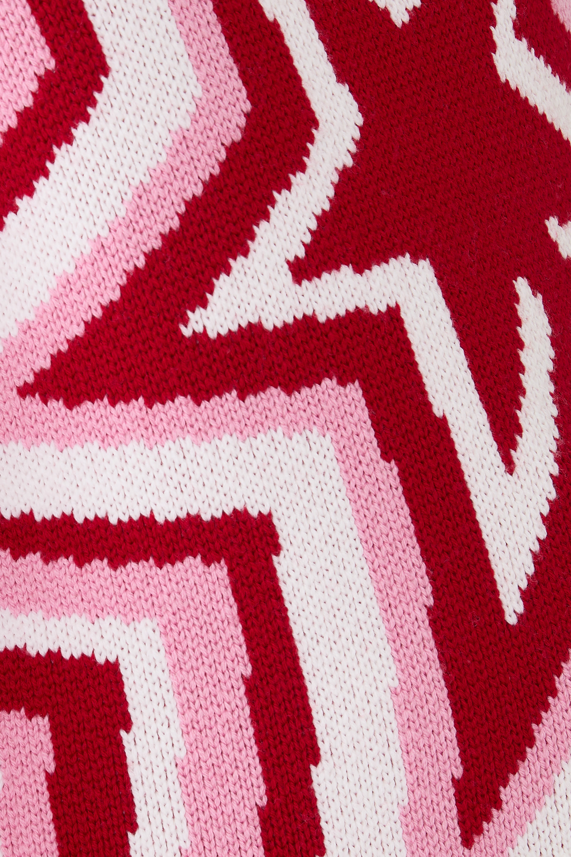 كنزة ميا بياقة عالية