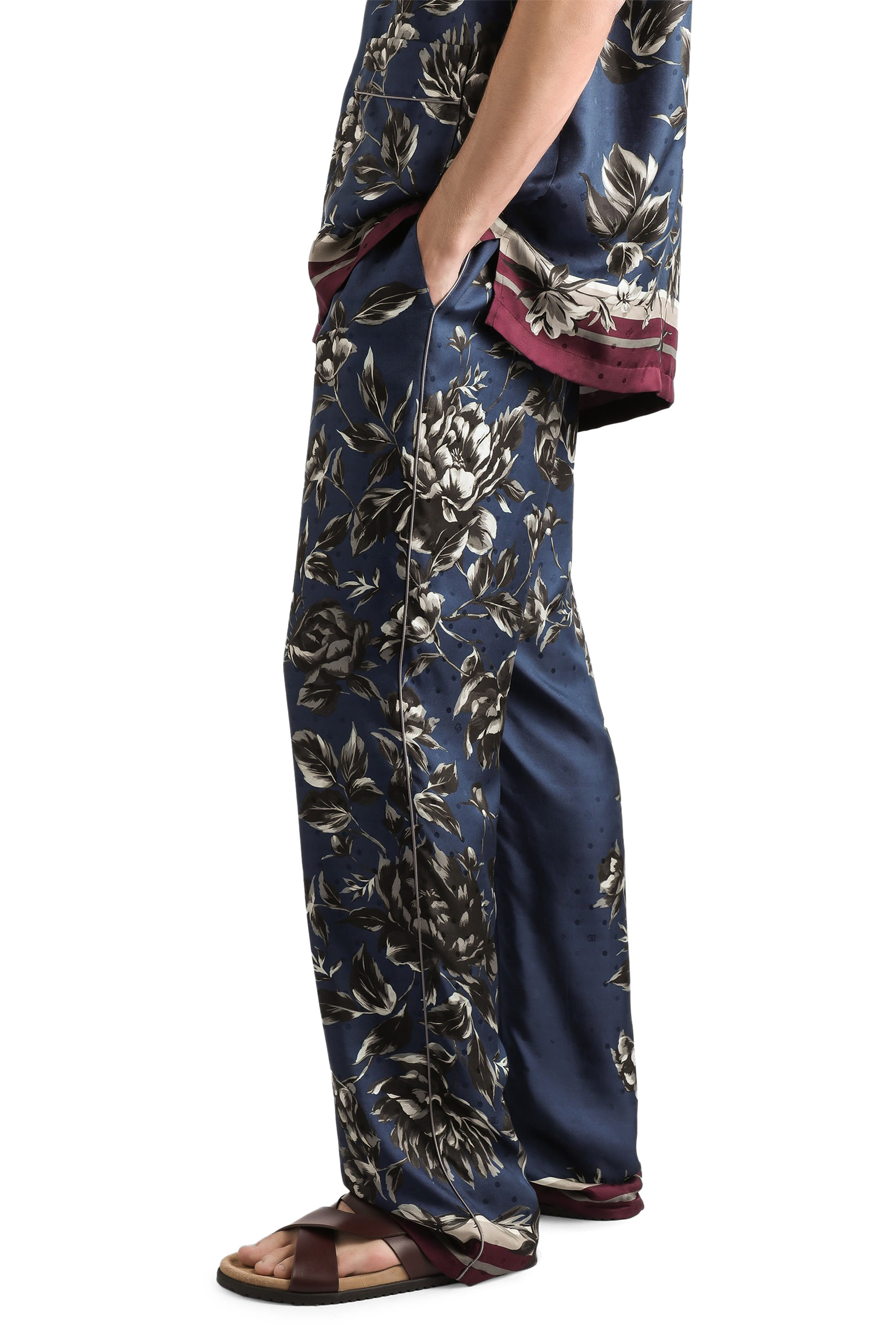 بنطال فانيتي بطبعة الفاوانيا تويل