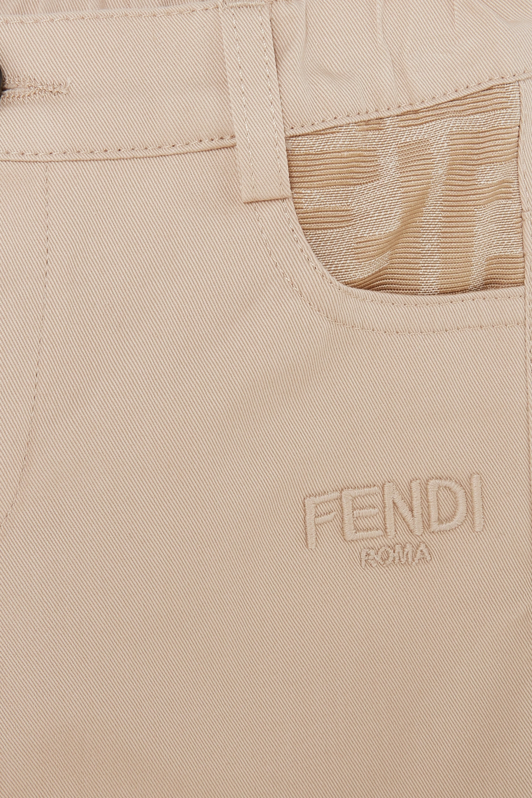 بنطال بشعار الماركة للأطفال