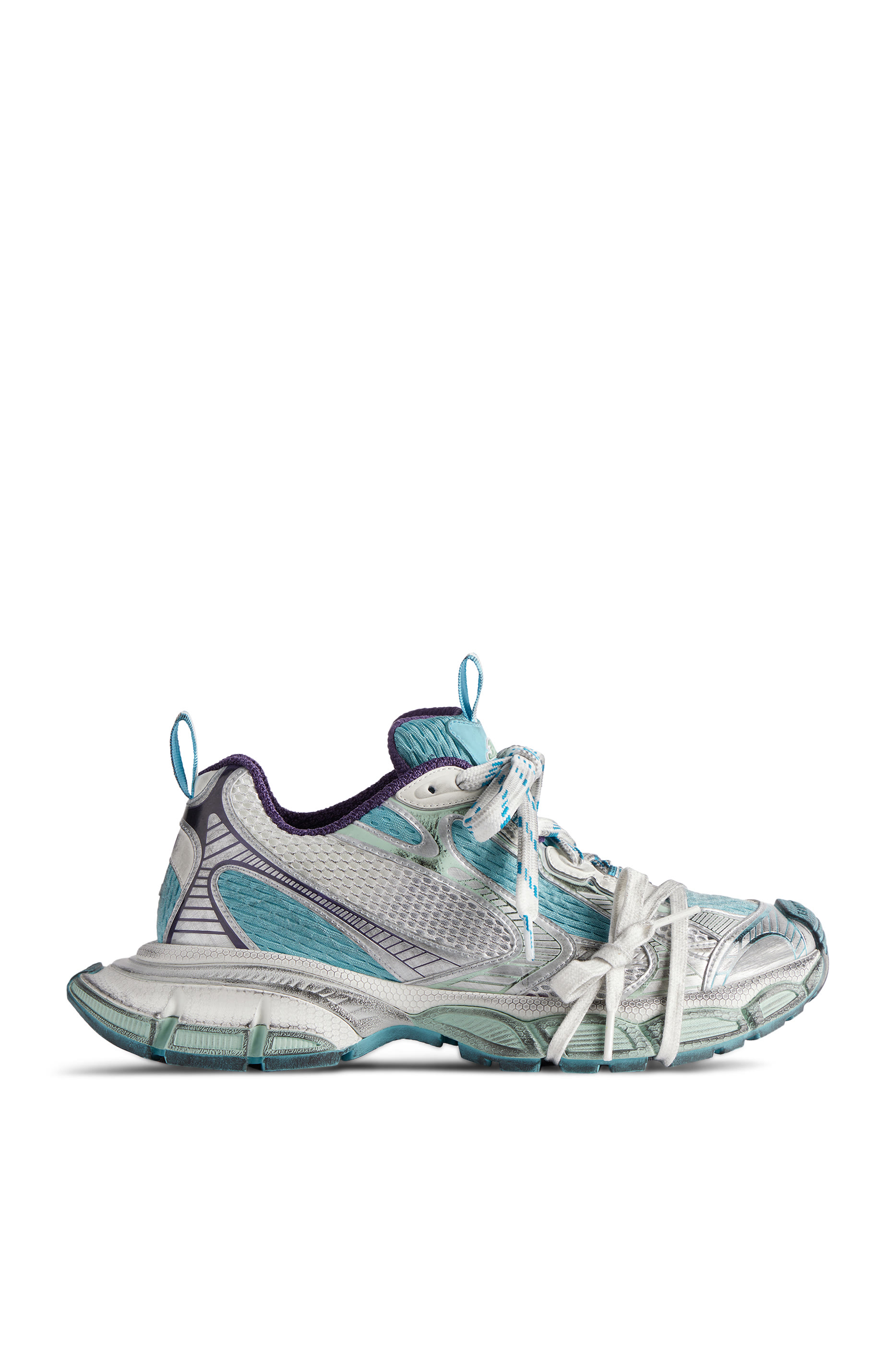 سنيكرز 3 اكس إل