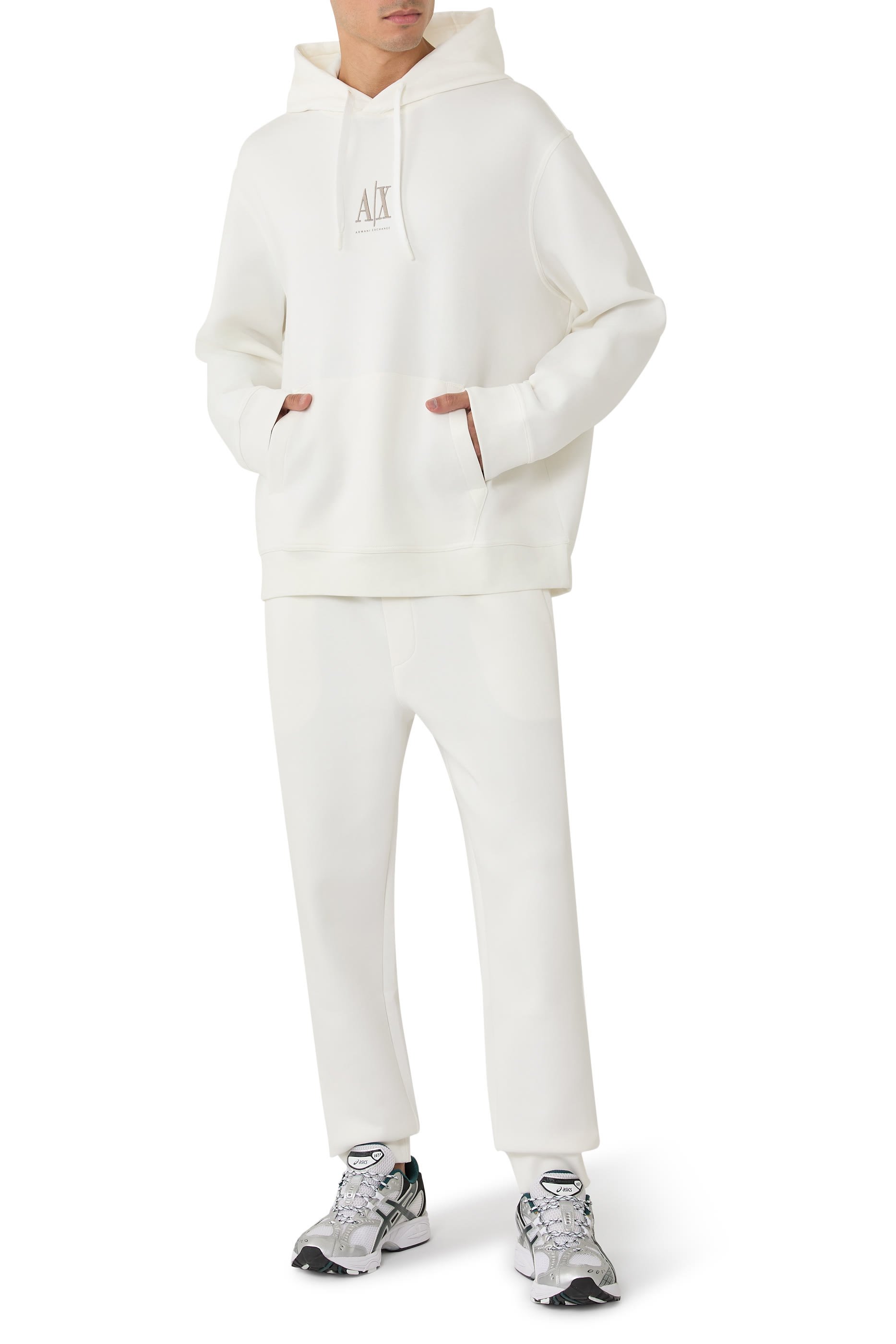 سويت شيرت بشعار الماركة