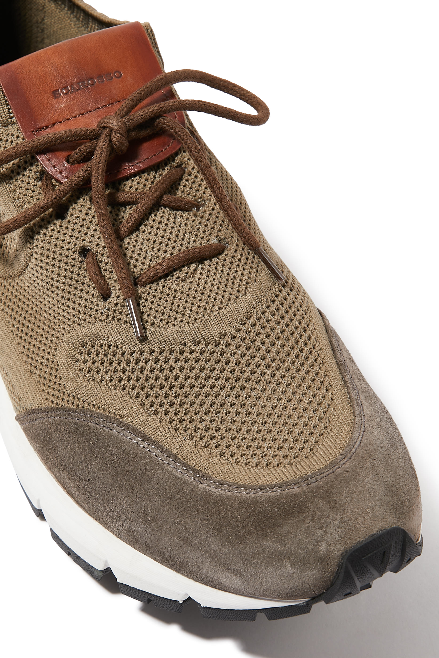 سنيكرز روبي