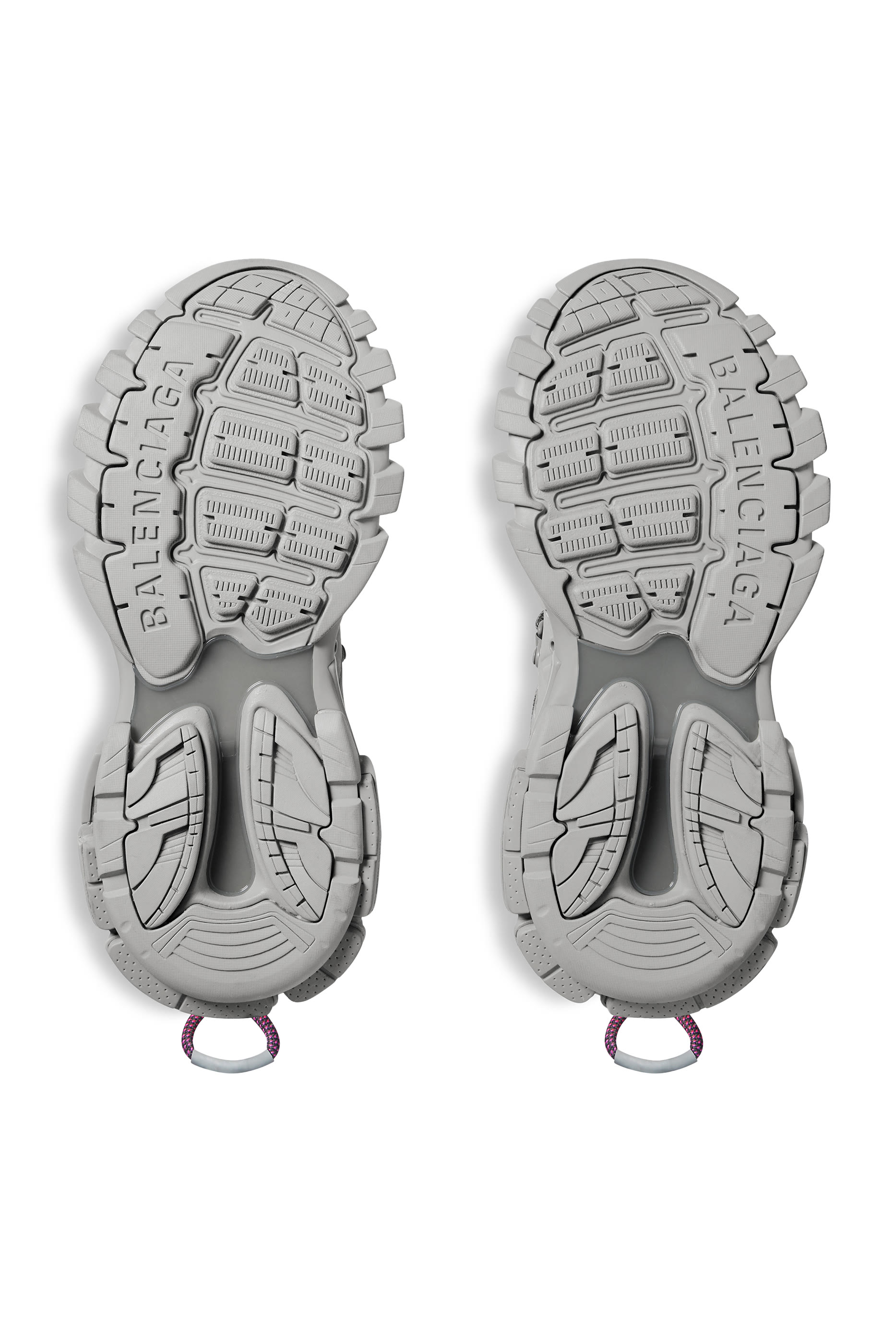 سنيكرز رياضي ترايل بأربطة