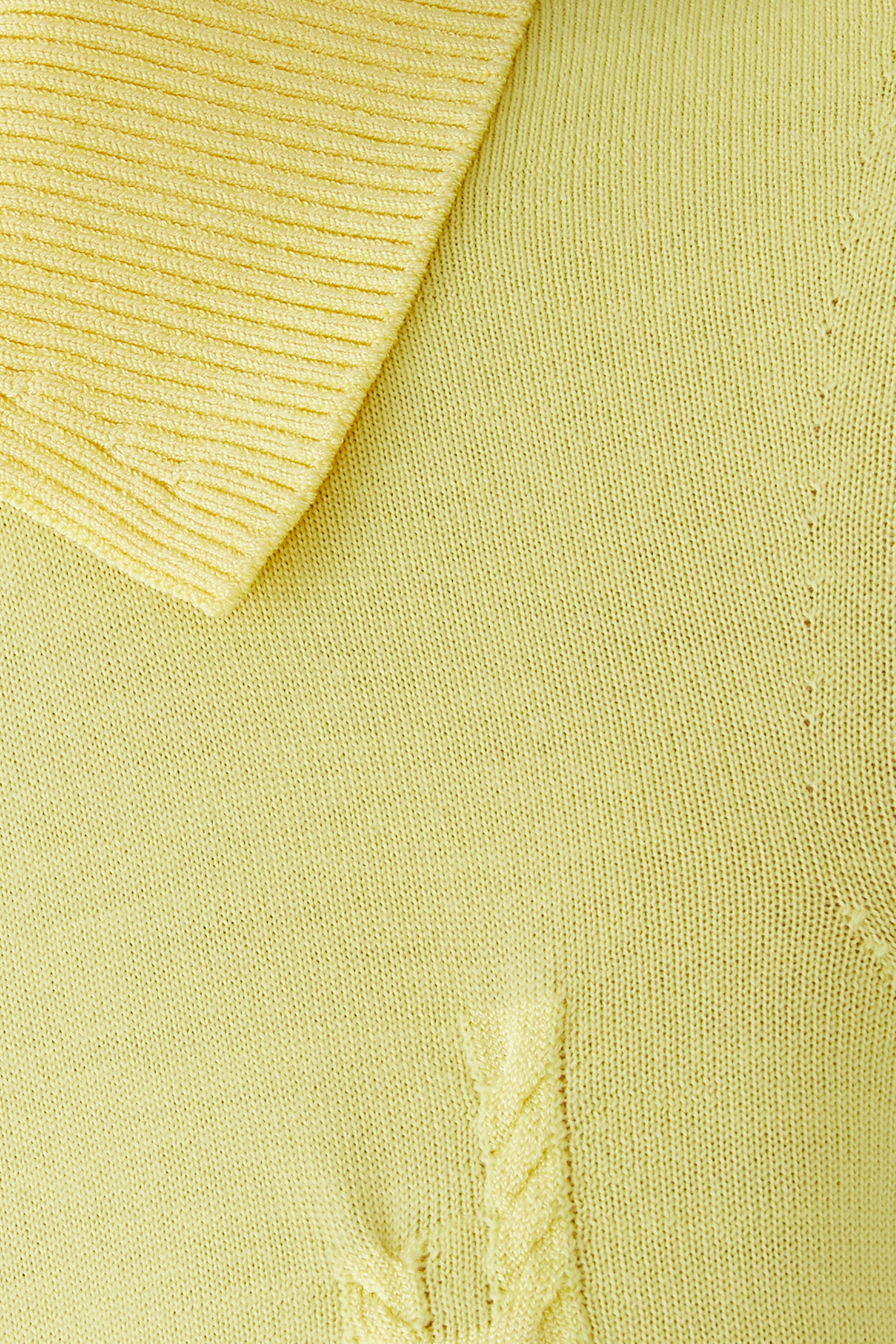 قميص بولو بحياكة تريكو