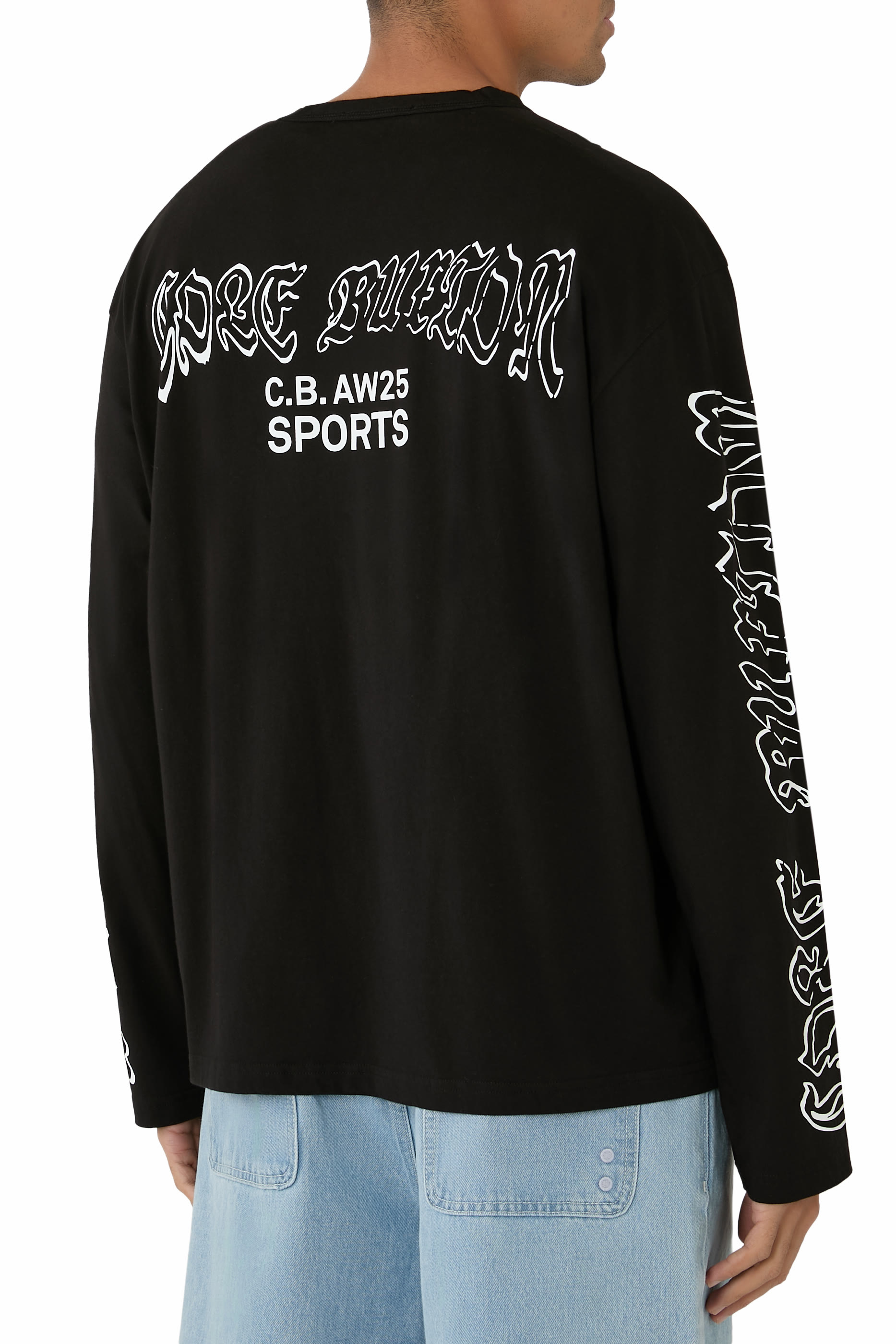 تيشيرت بأكمام طويلة بشعار كلوب