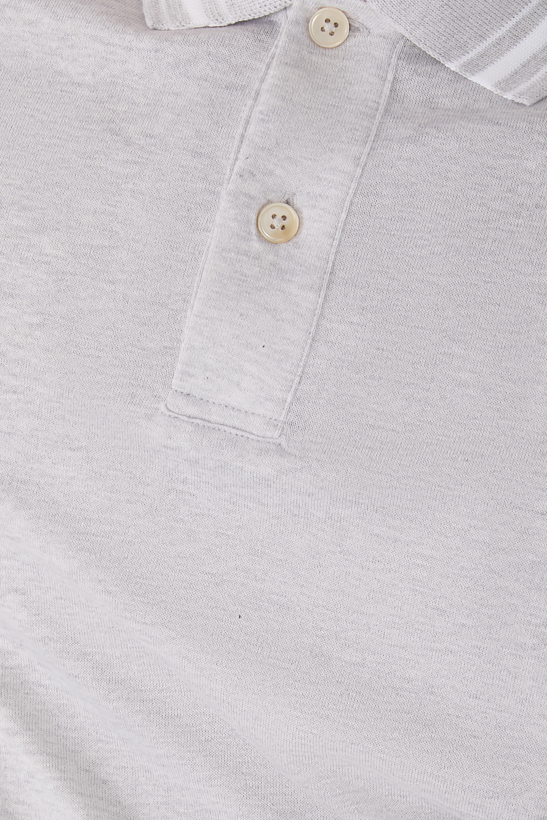 تيشيرت بولو بأكمام قصيرة