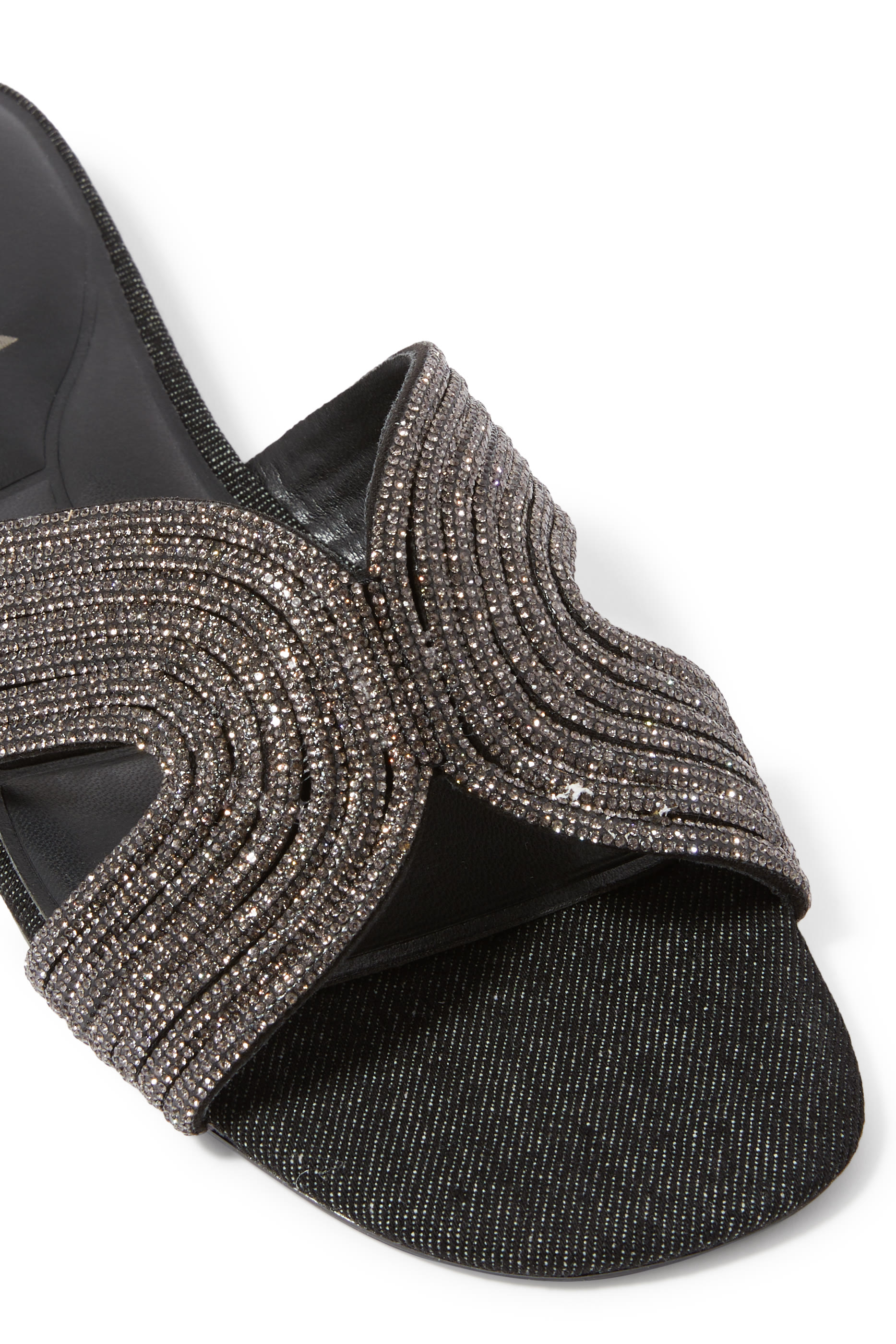 صندل كارفيلا غالا بأحجار براقة مفتوح لرمضان