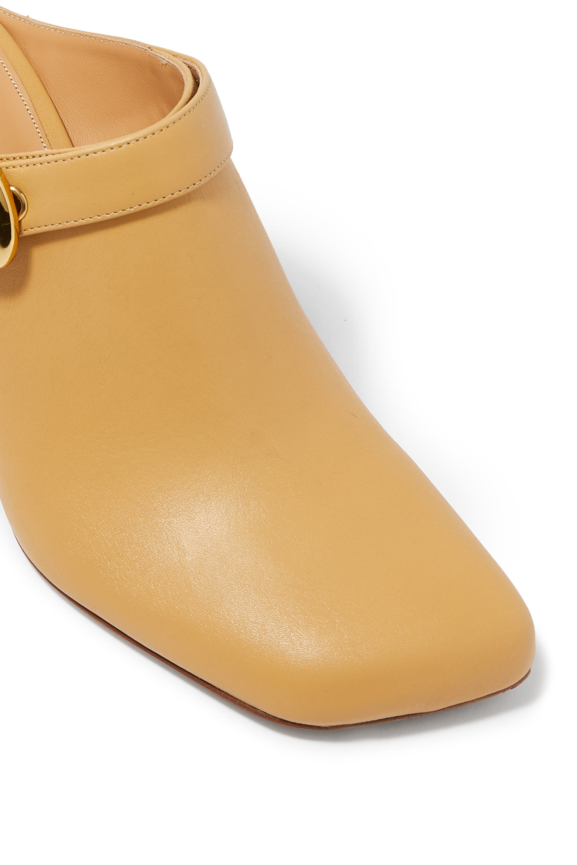 حذاء أندريا 70 مفتوح من الخلف