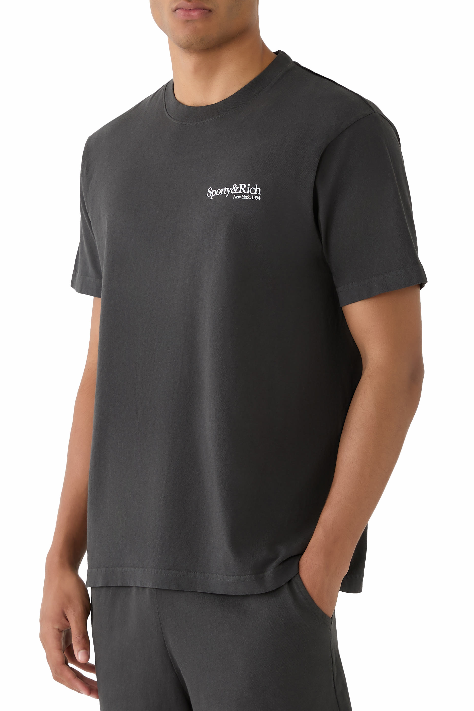 تيشيرت اتش دبليو سي ان واي