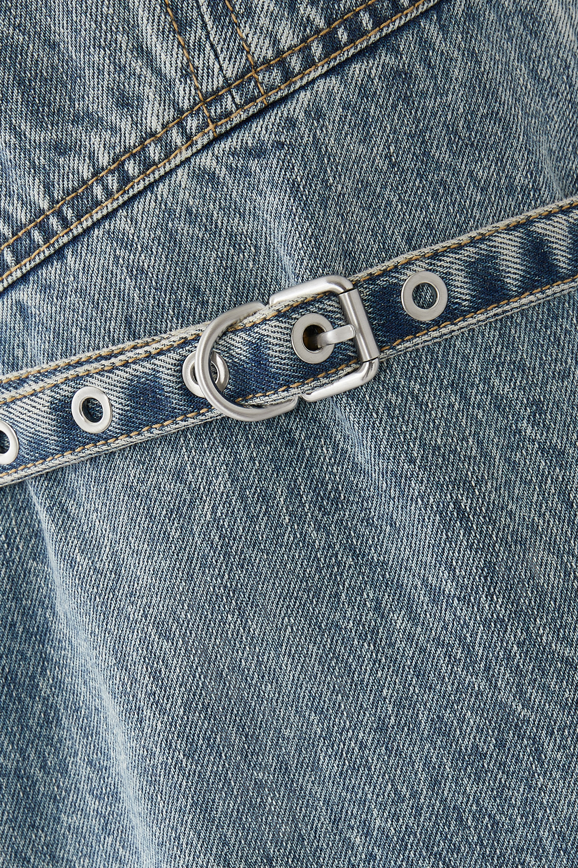 فستان دنيم بياقة V بحافة شيفون