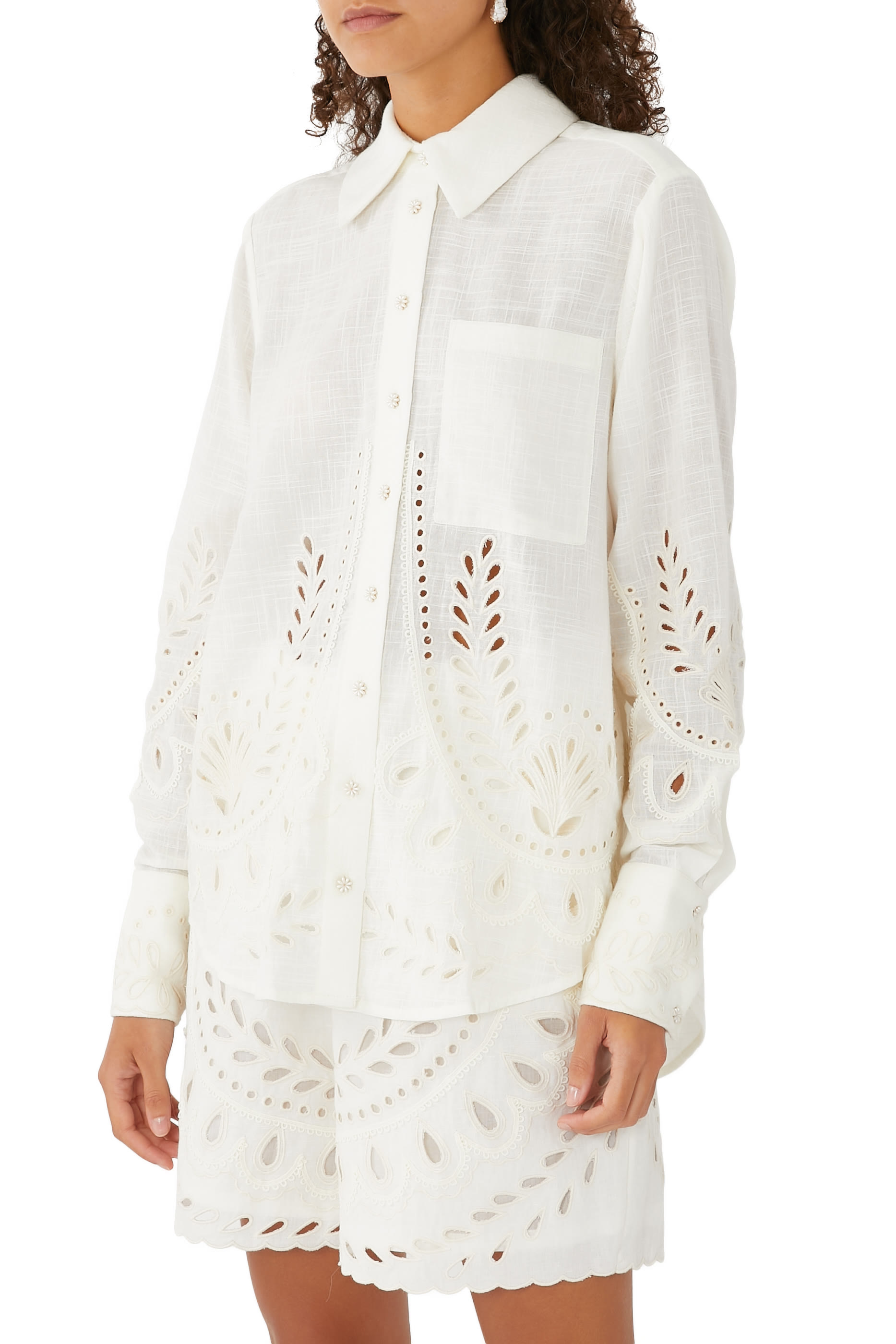 قميص رونا بقصة فضفاضة