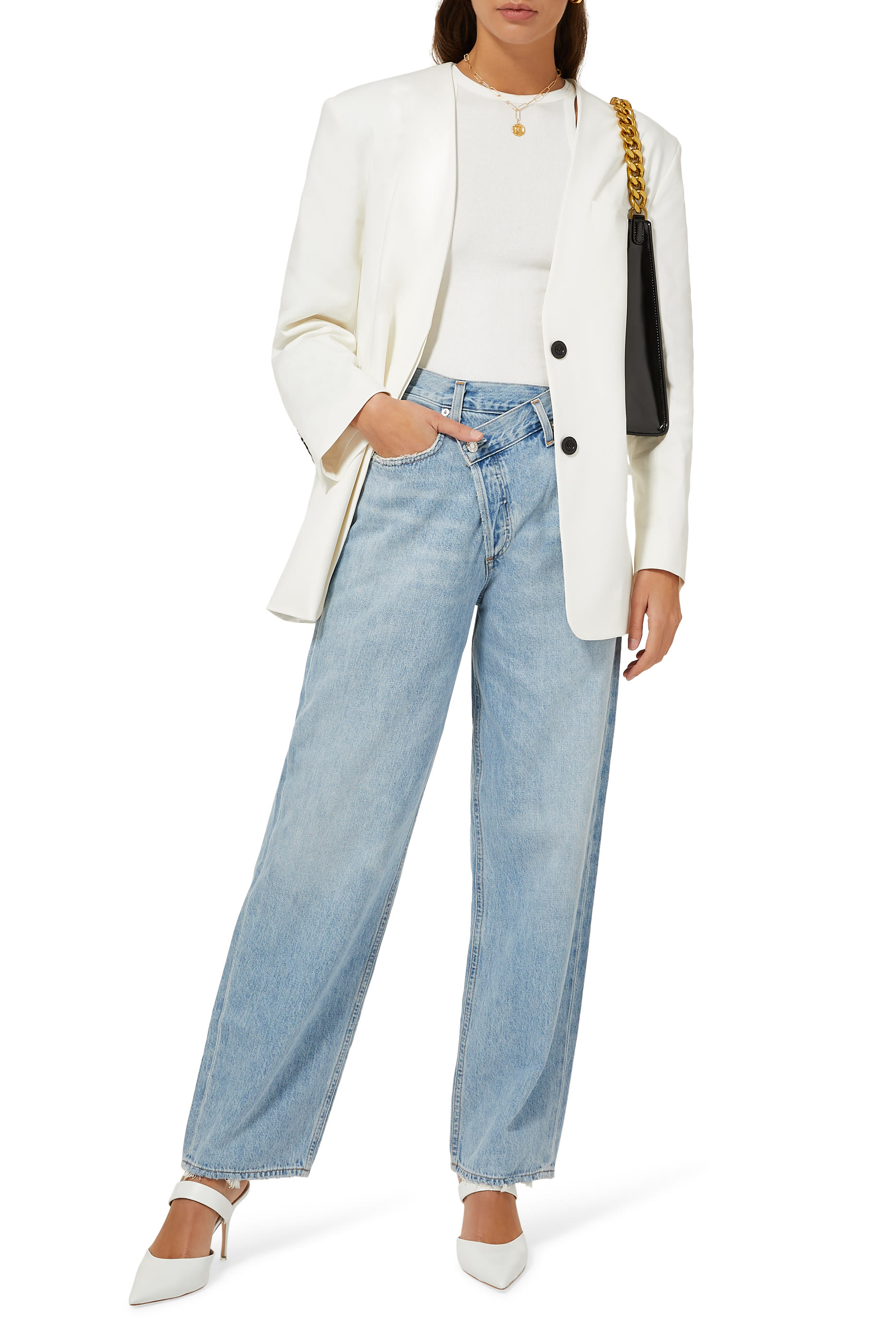 بنطال جينز بتصميم متقاطع وقصة واسعة