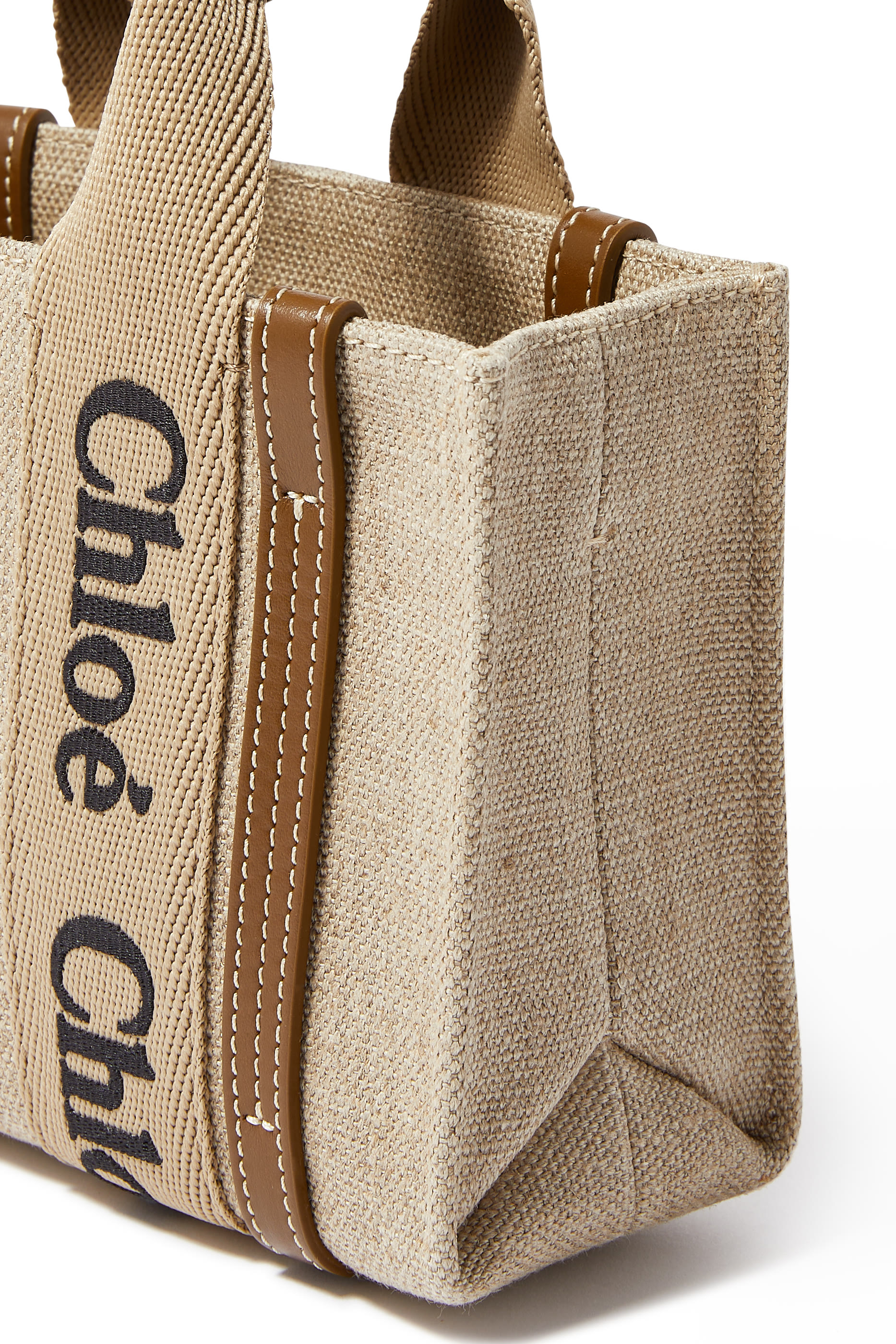 حقيبة يد وودي صغيرة