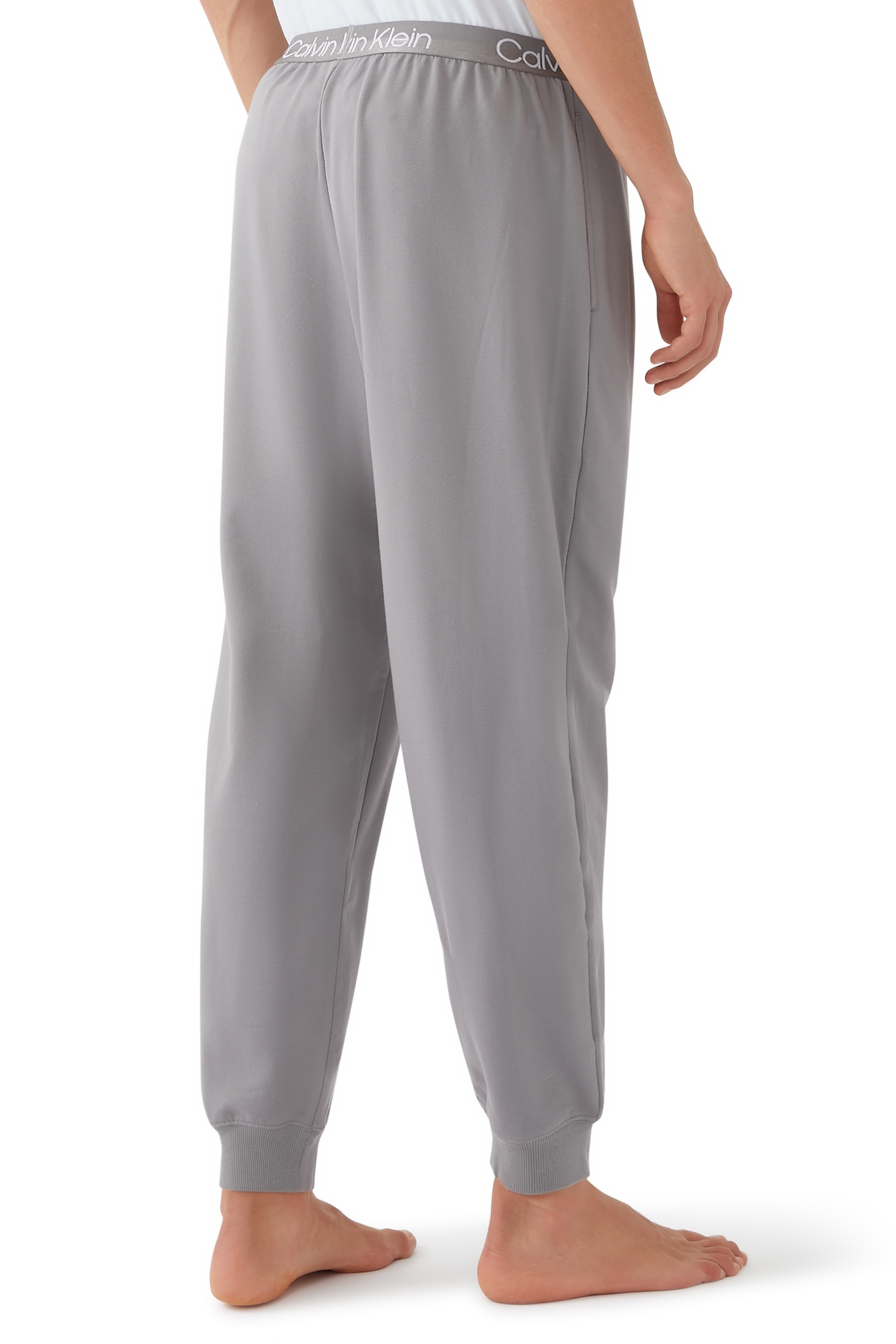 بنطال رياضي للبيت بشعار الماركة