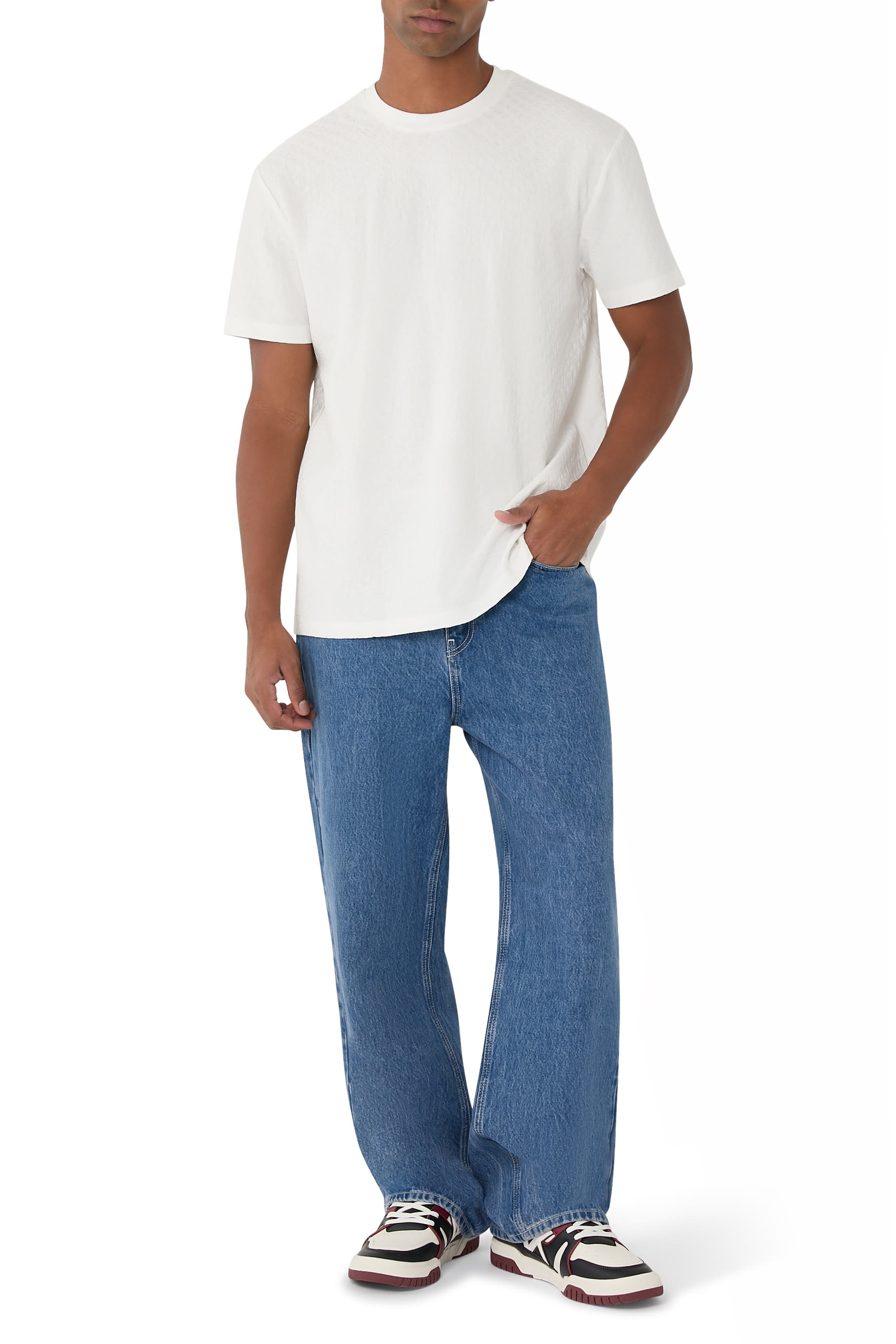  تيشيرت بشعار الماركة