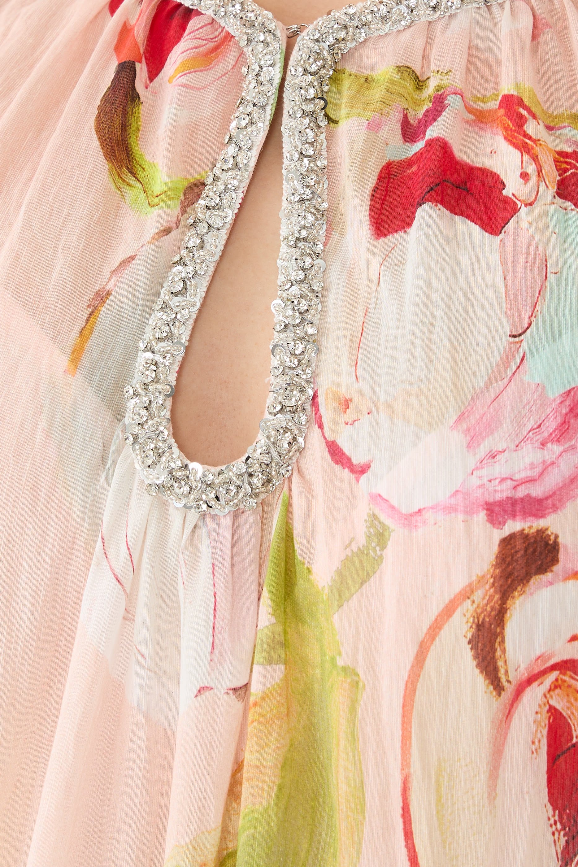 فستان بروسكروفت طويل