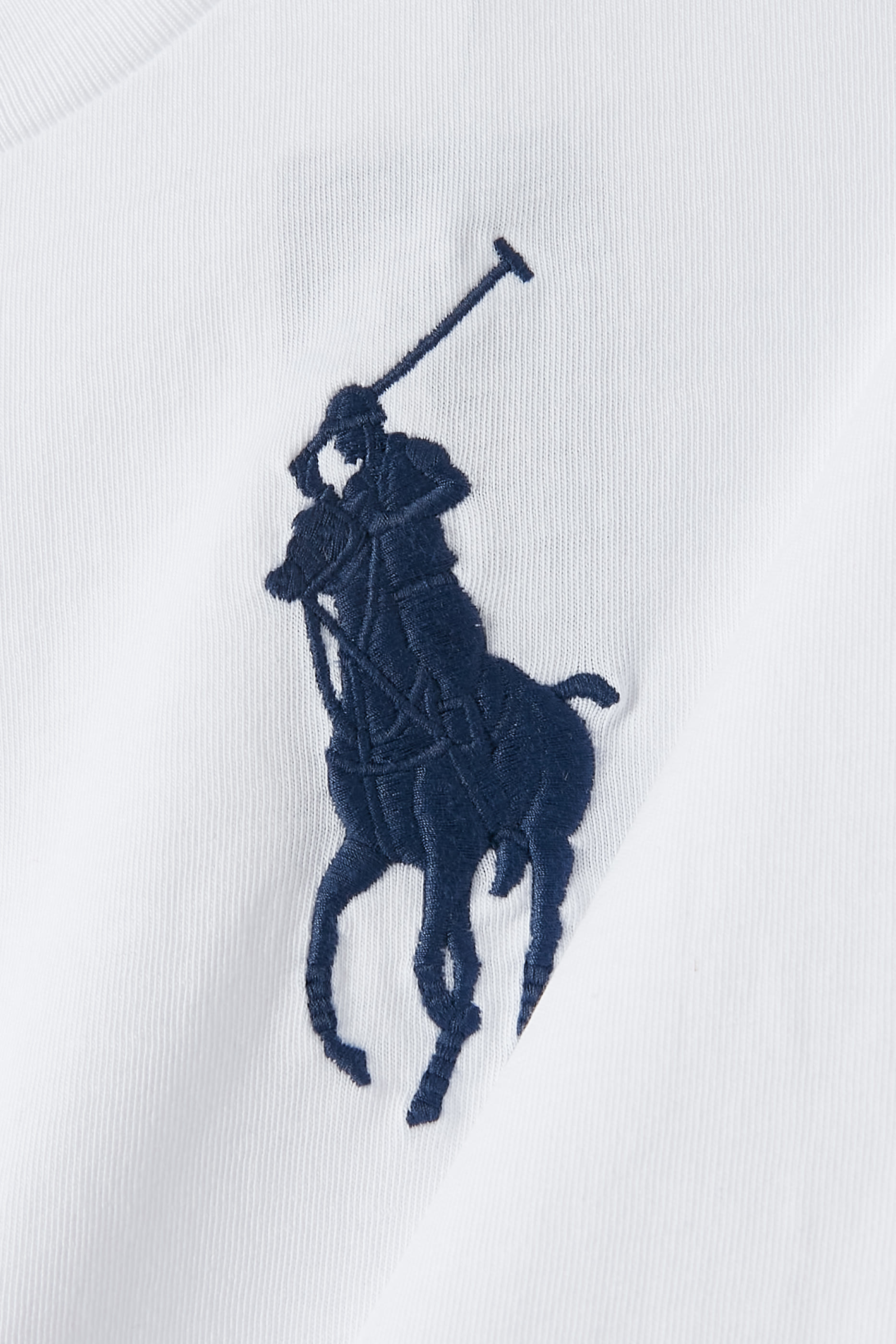 تيشيرت بأكمام قصيرة وشعار الماركة للأطفال