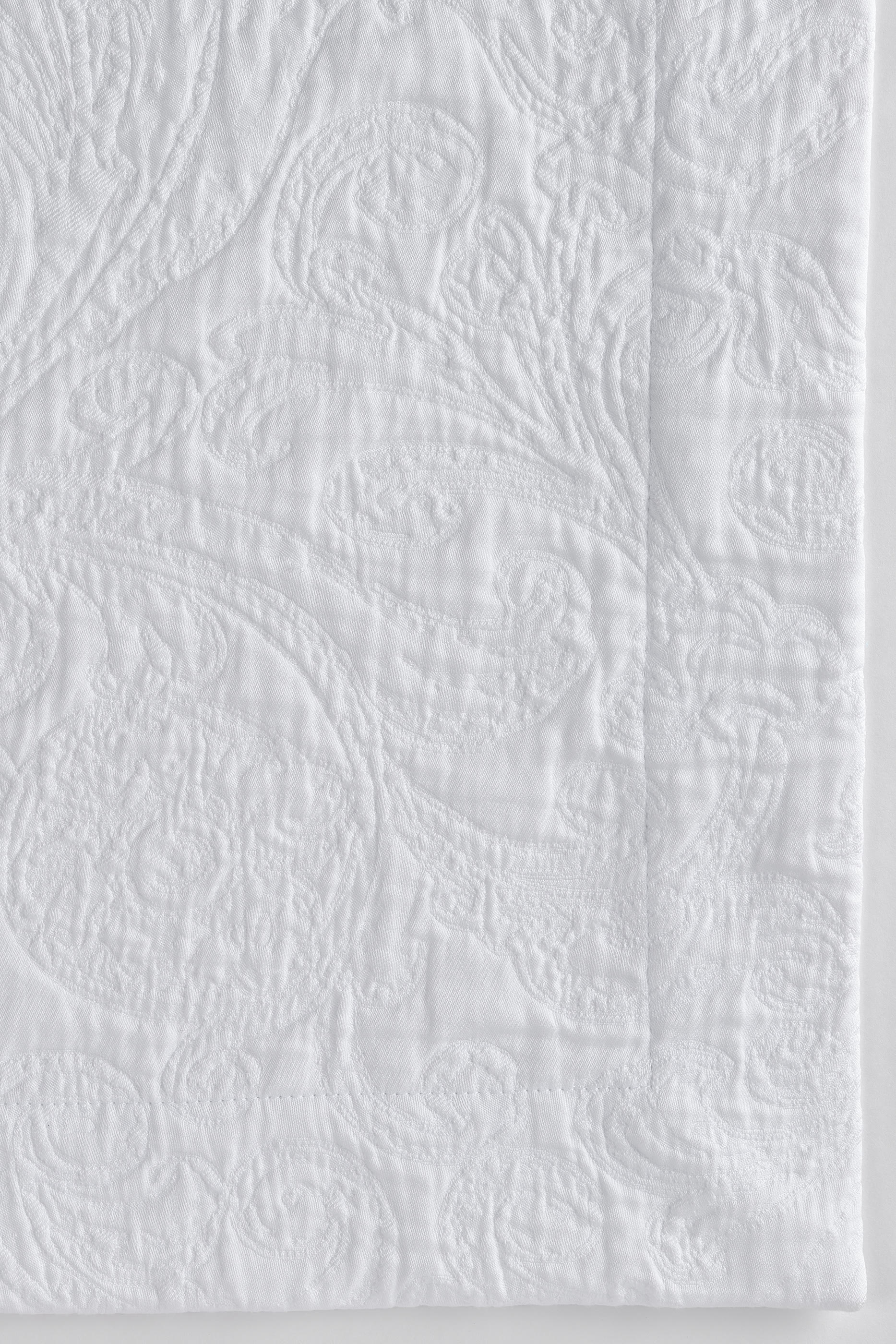 غطاء سرير براغا