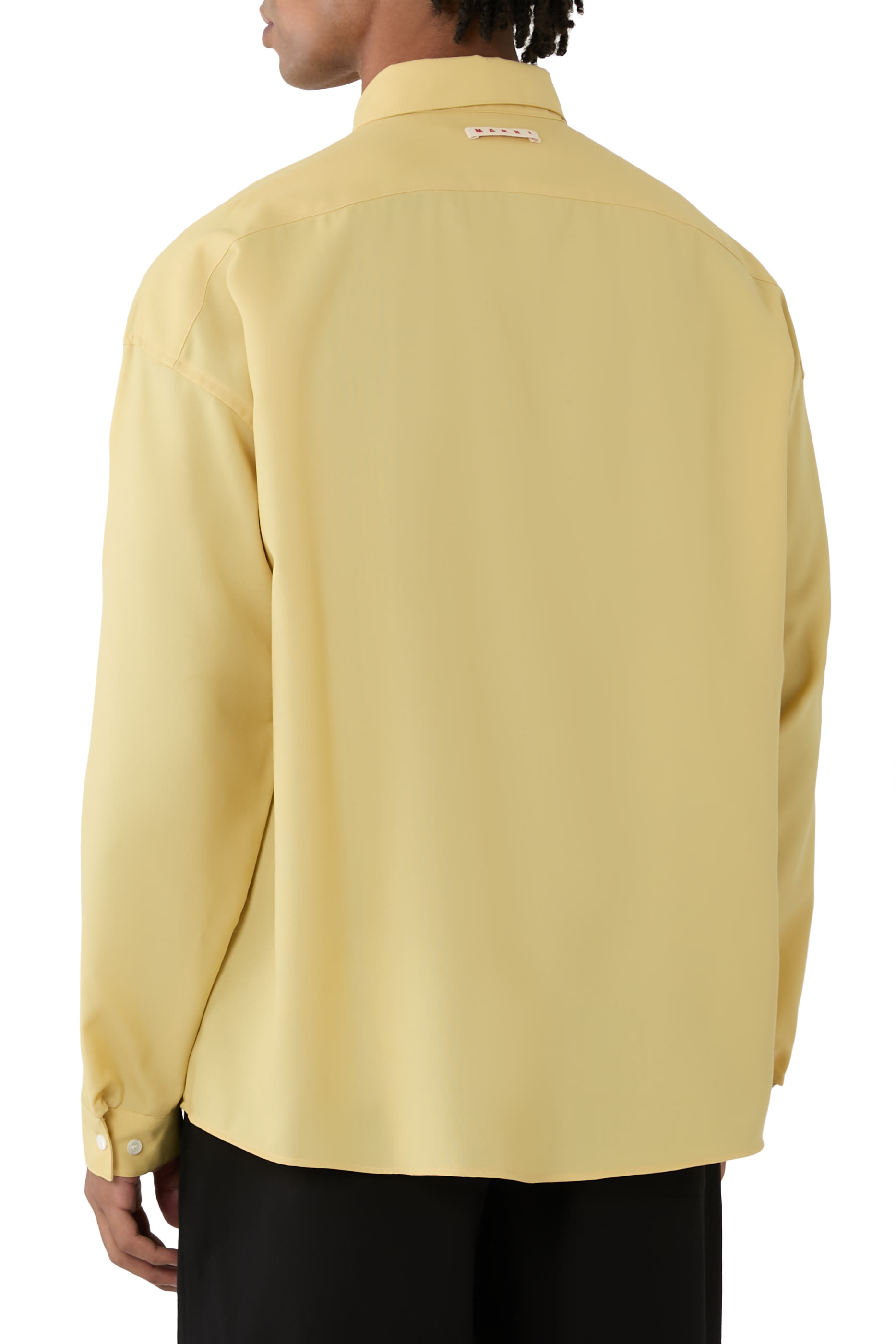 قميص صوف خفيف الوزن