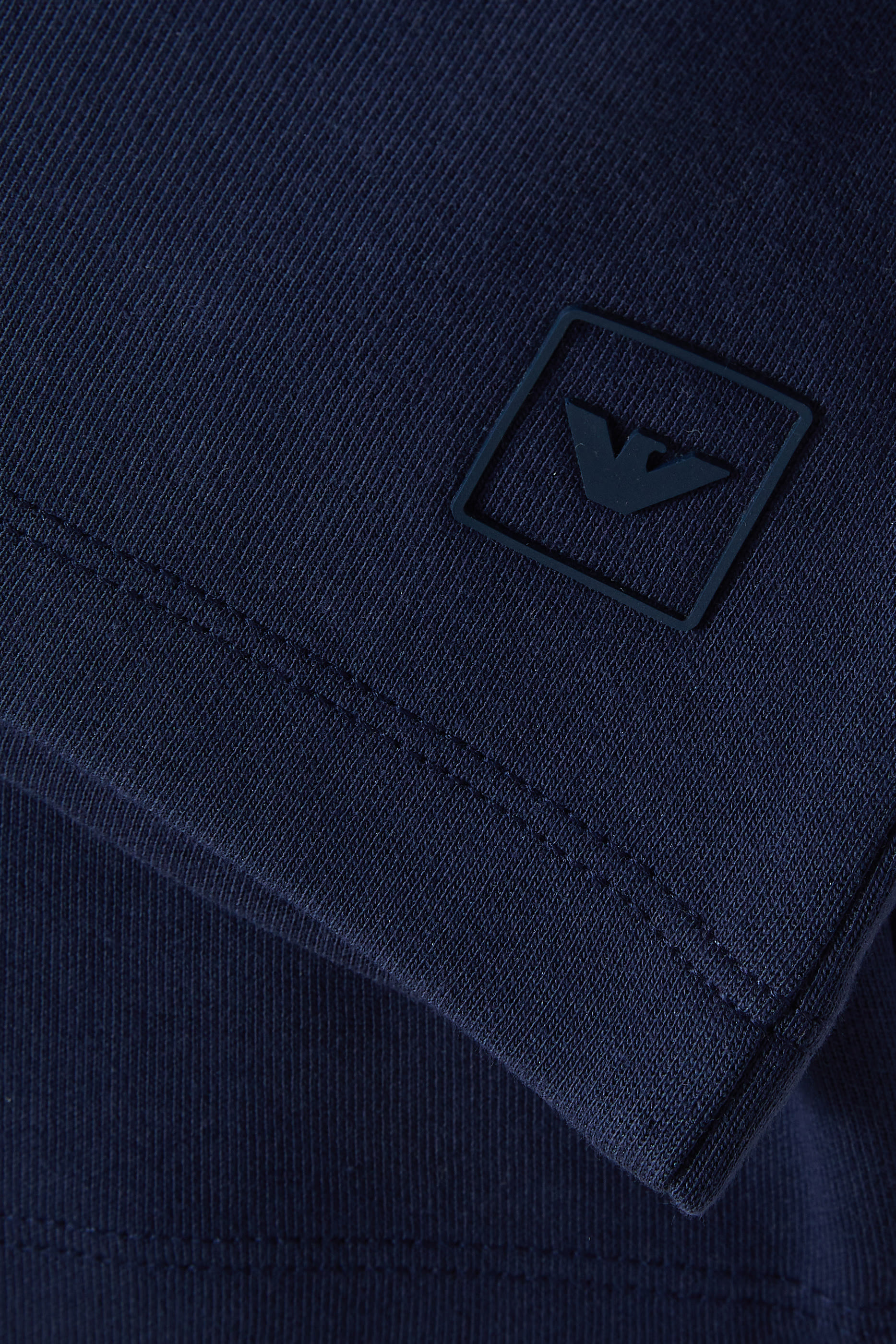 طقم تيشيرت وشورت برمودا للأطفال