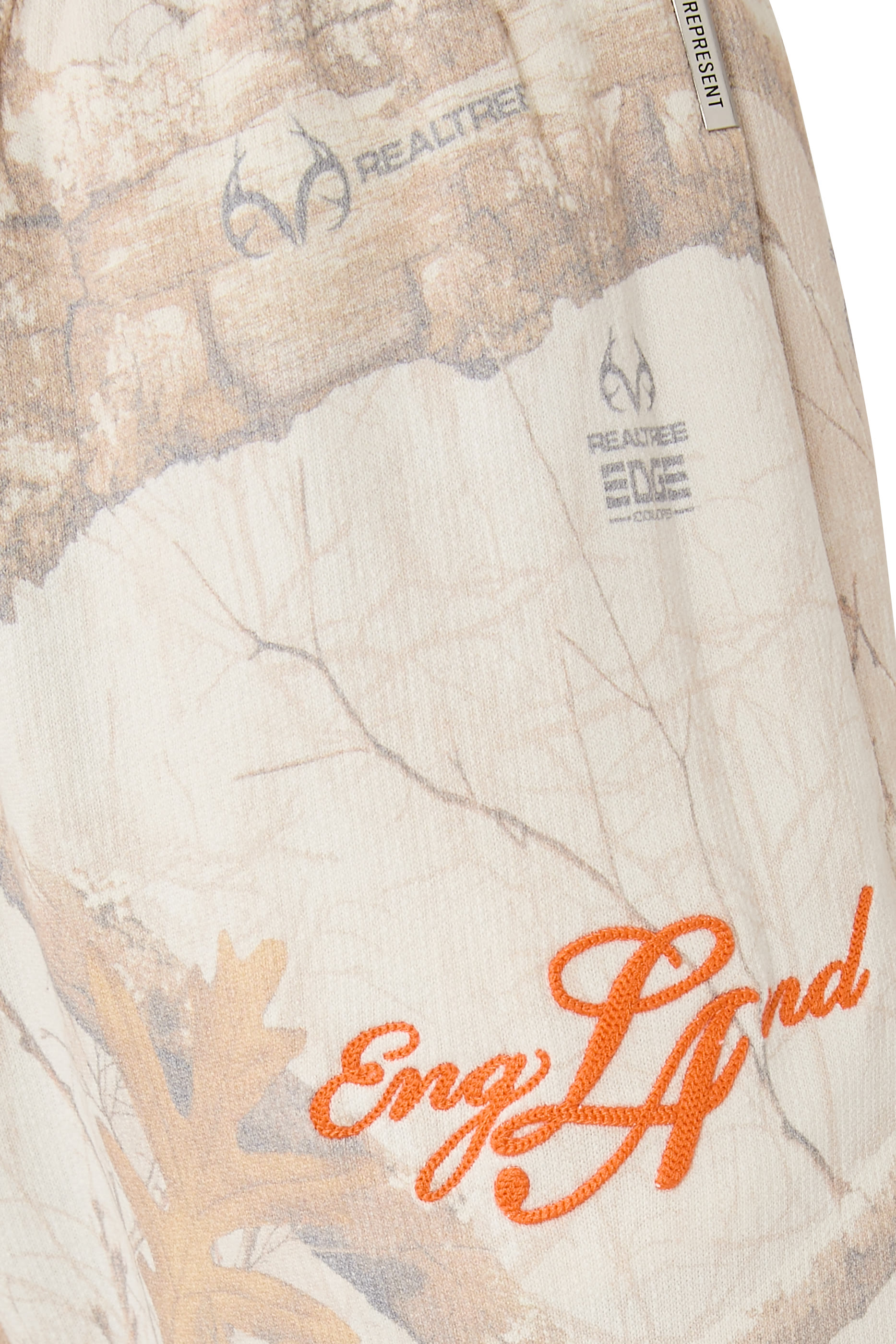 بنطال رياضي بطبعة إنجلترا