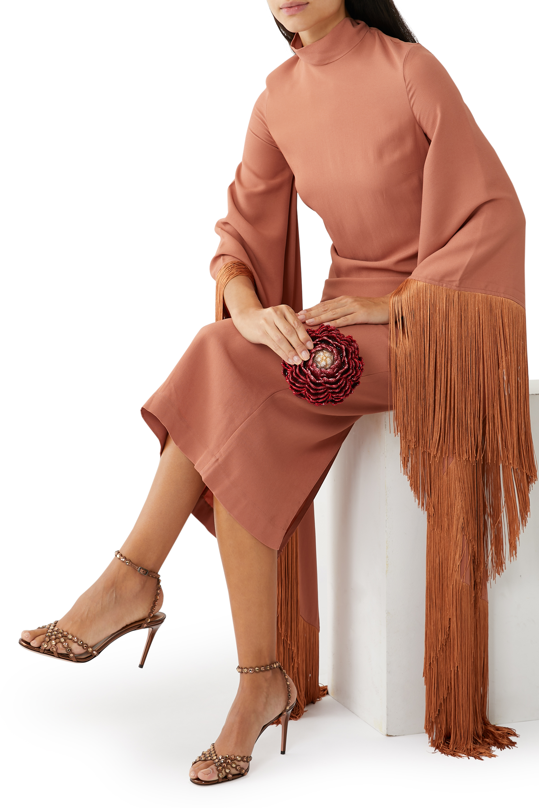 كلاتش فليم بتصميم زهرة فاوانيا