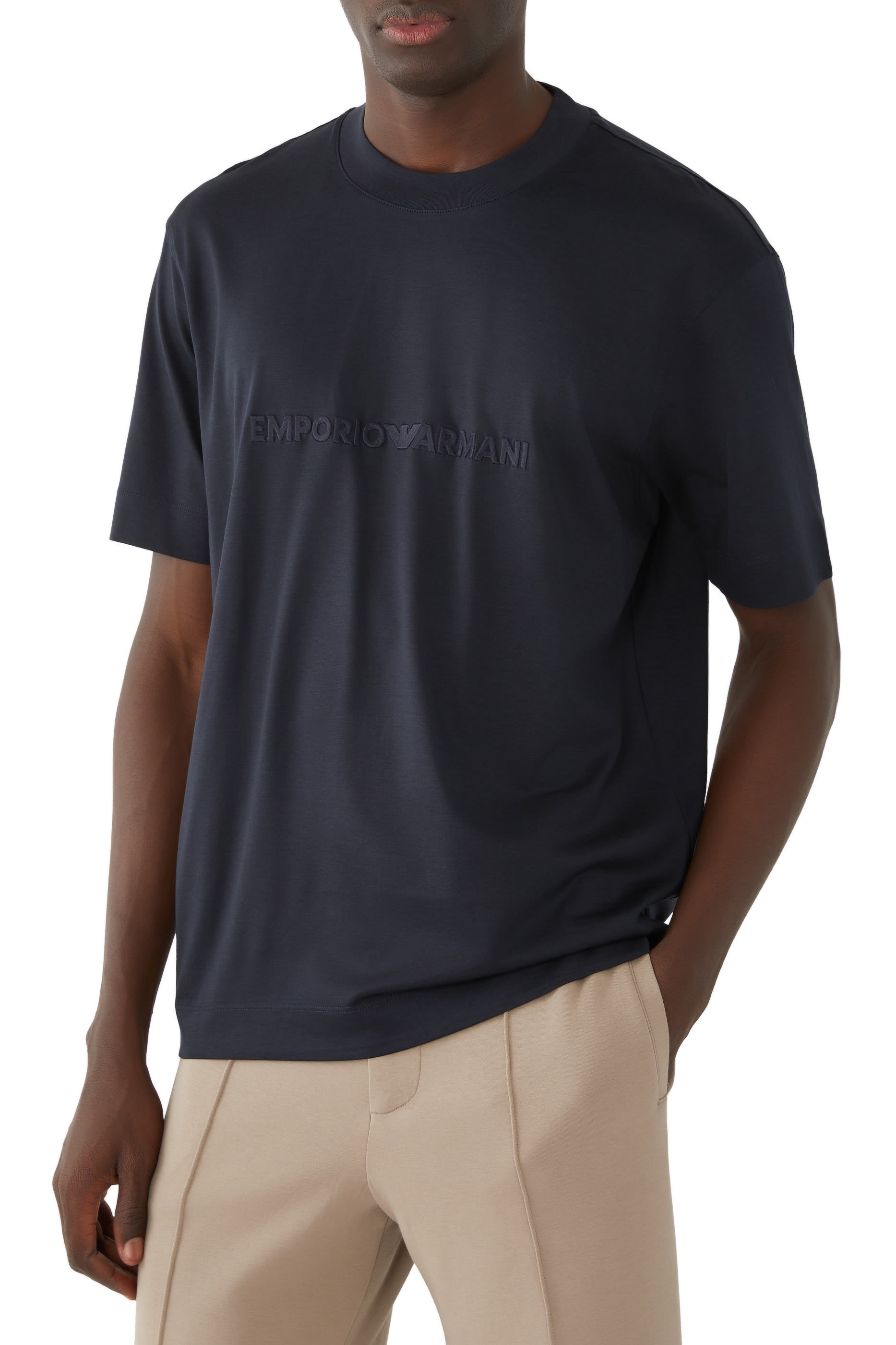 تيشيرت بشعار الماركة بحجم كبير تانسل