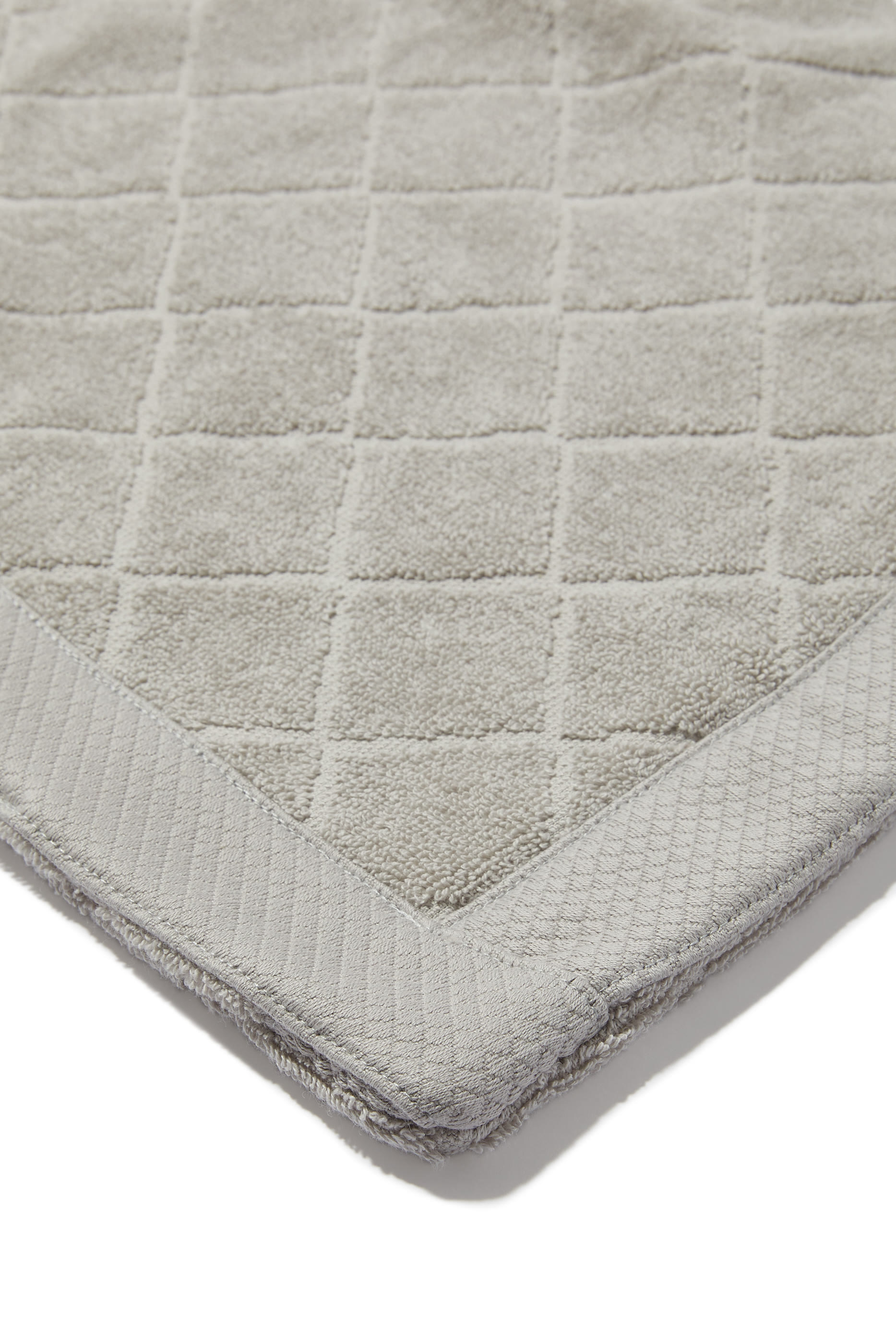 دواسة حمام أفينو