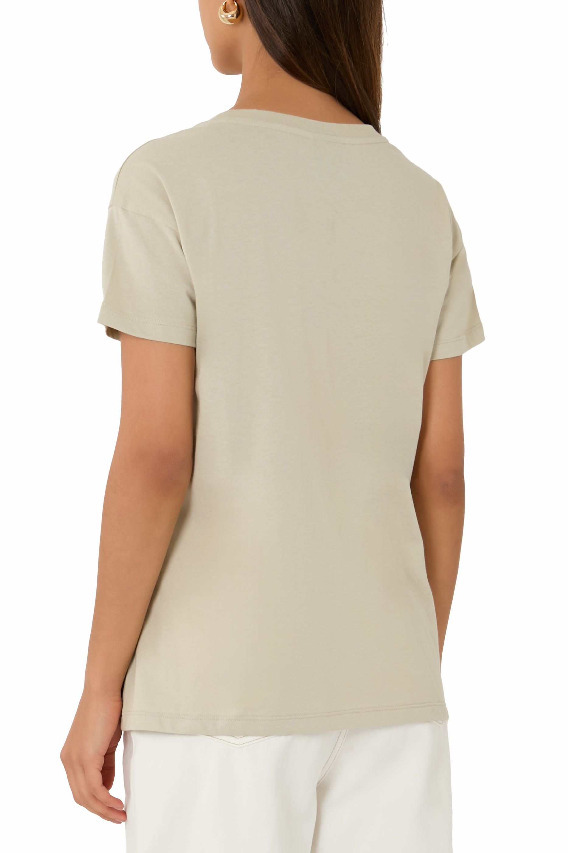 تيشيرت بقصة مريحة وطبعة شعار الماركة