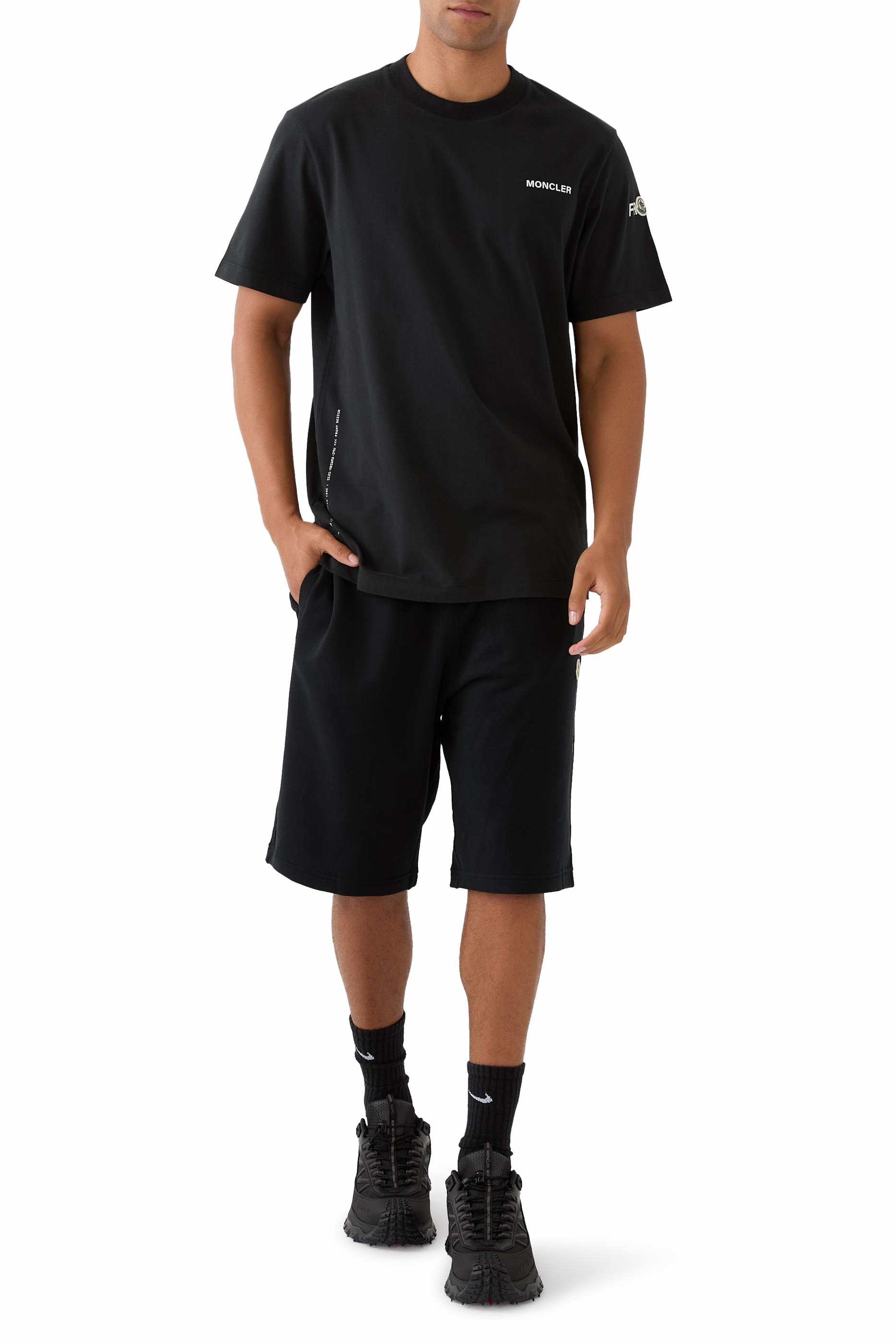 تيشيرت بشعار الماركة طويل قطن