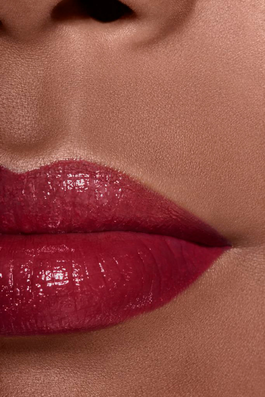 أحمر شفاه ROUGE COCO FLASH Colour, Shine, Intensity In A Flash