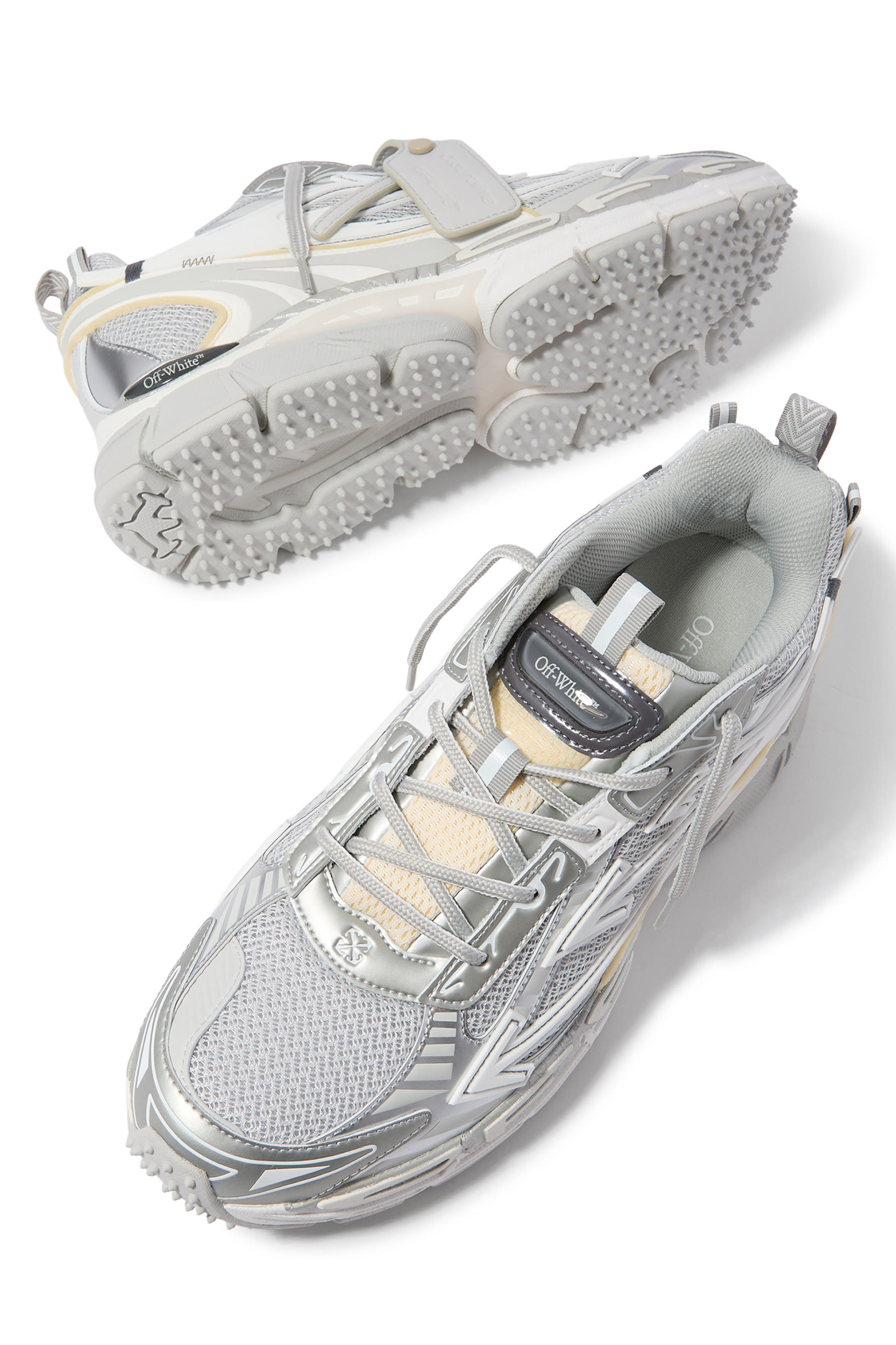 سنيكرز بي رايت باك