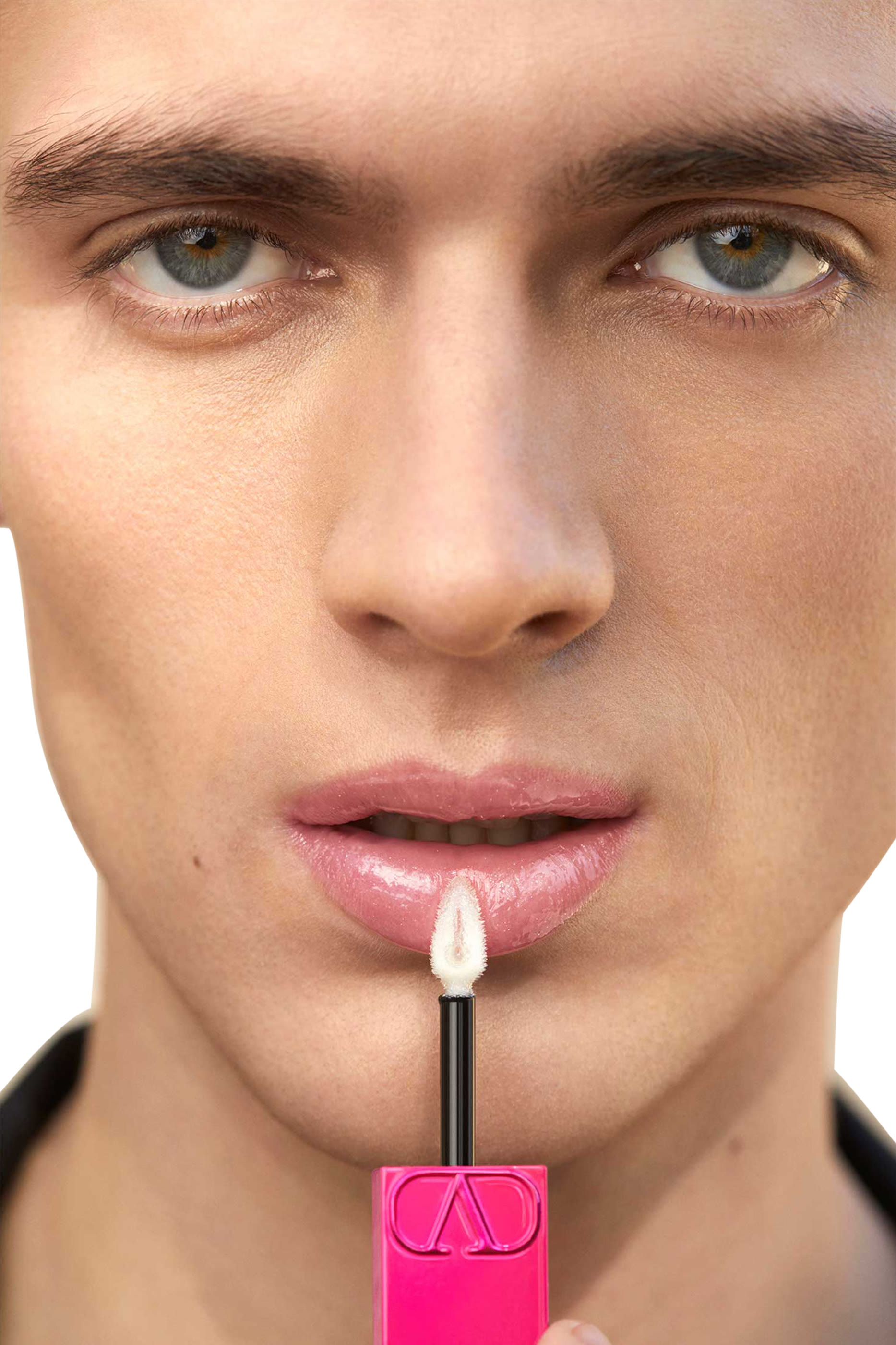 ملمع ملأ الشفاه